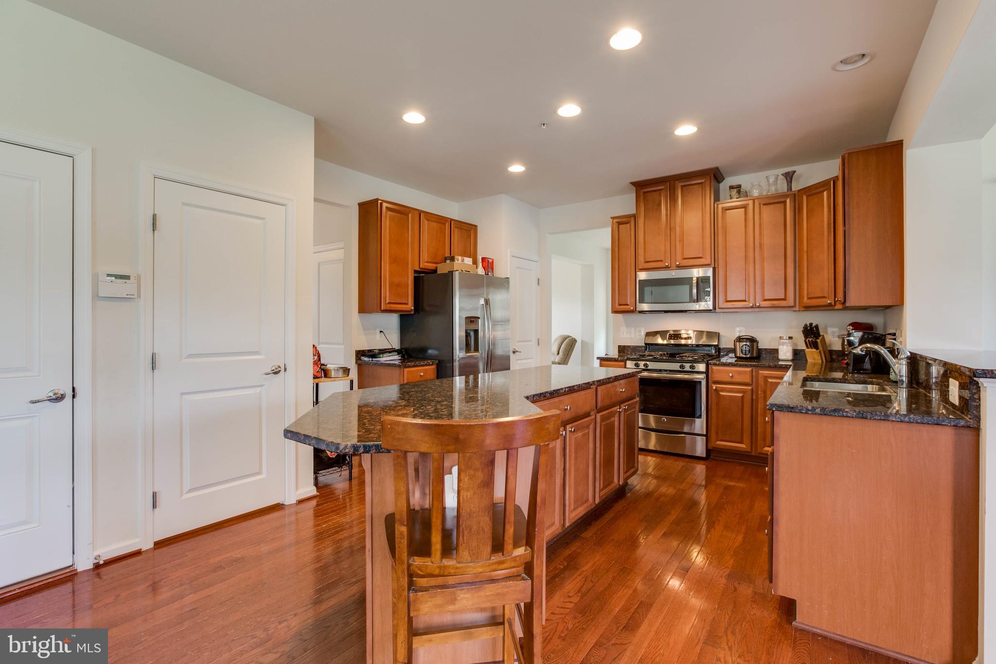 LINDEN GROVE - Residential