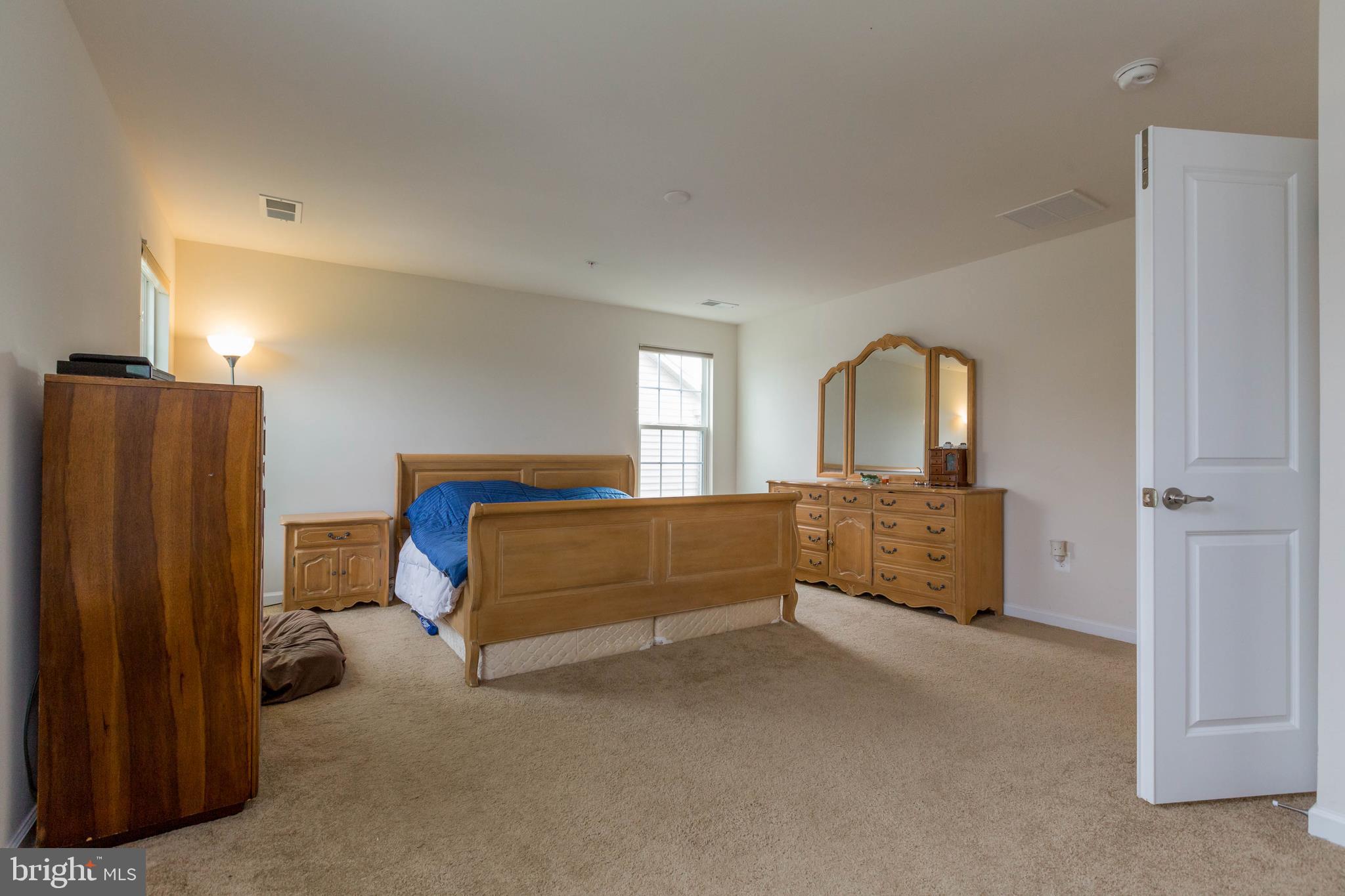 LINDEN GROVE - Residential