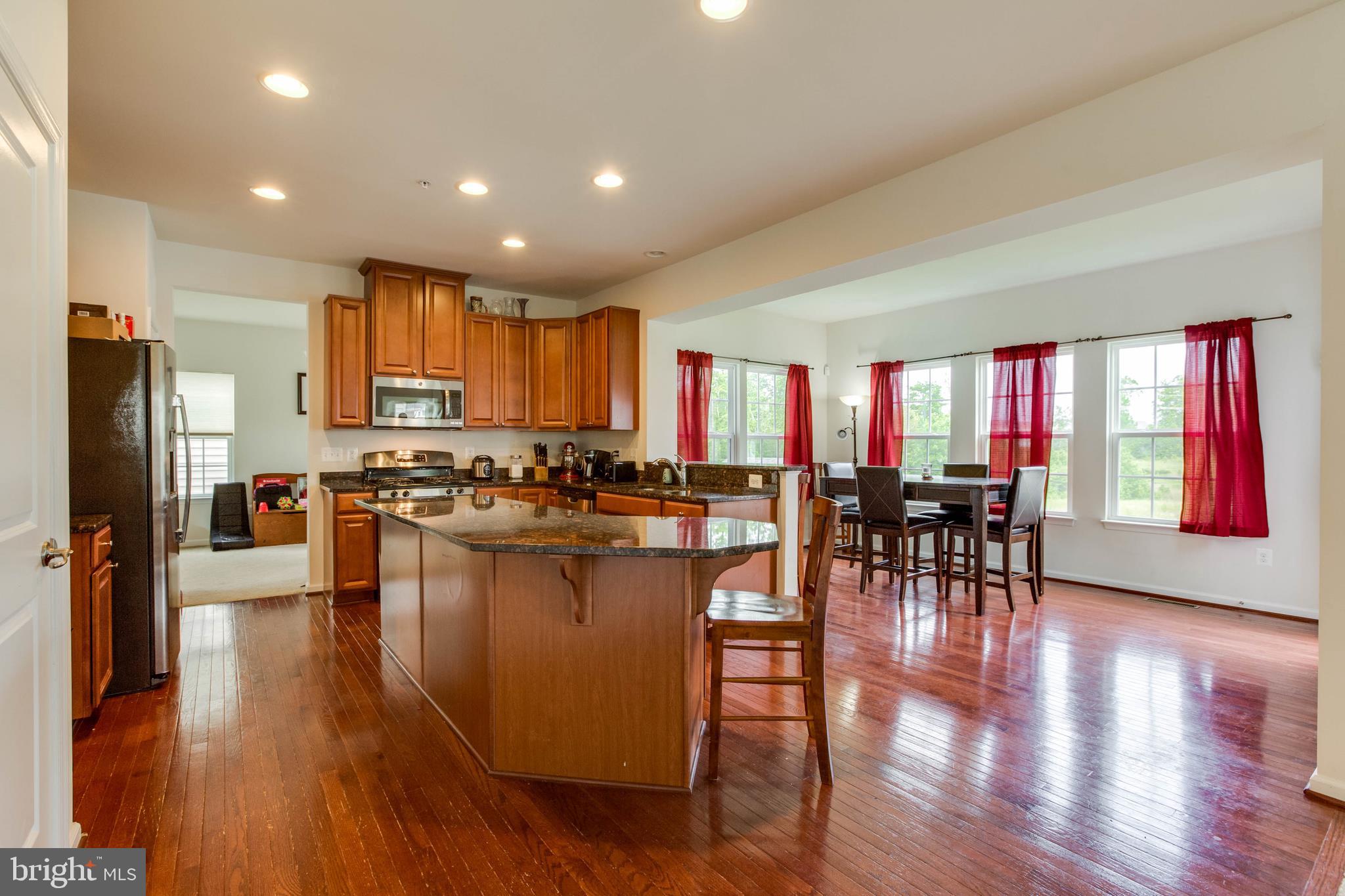 LINDEN GROVE - Residential