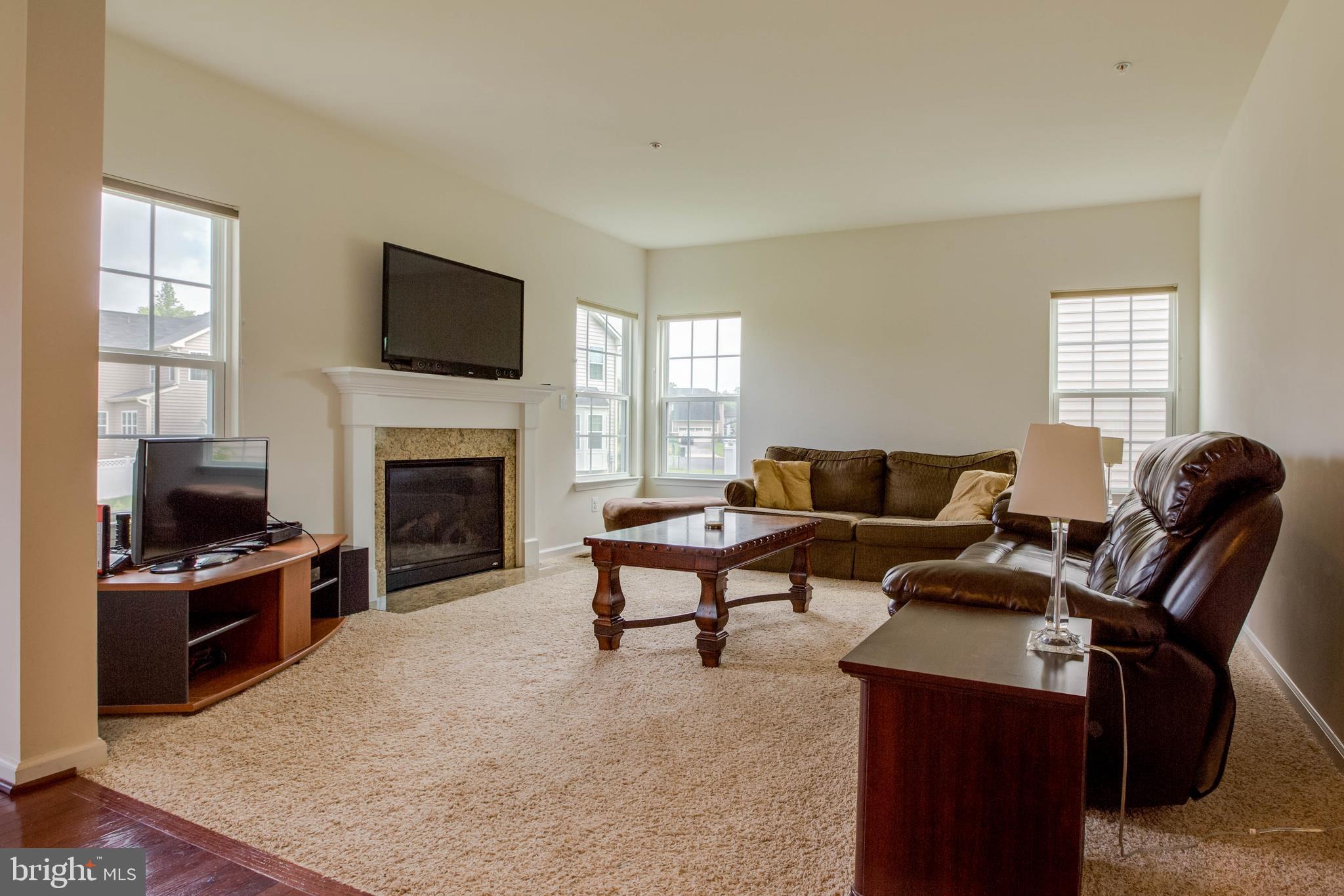 LINDEN GROVE - Residential