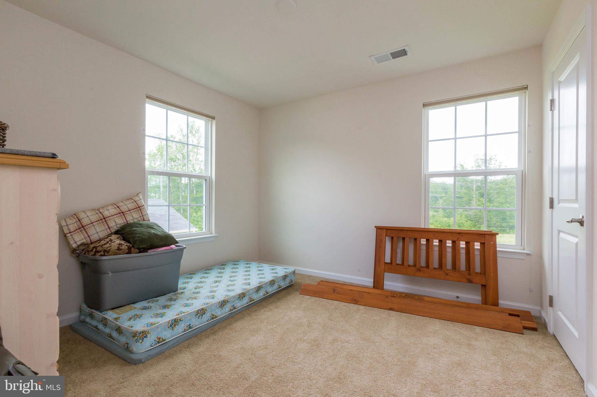 LINDEN GROVE - Residential