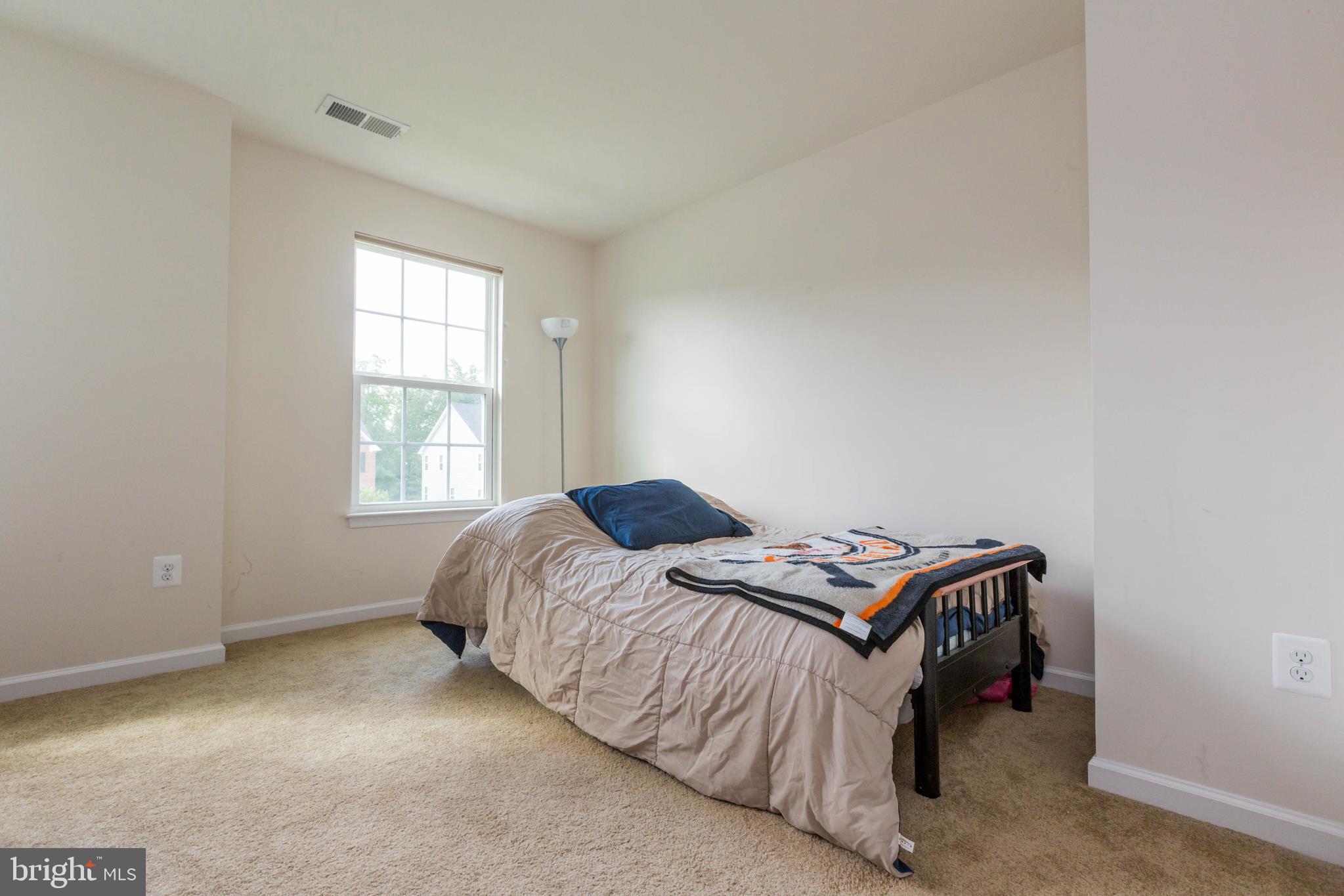 LINDEN GROVE - Residential