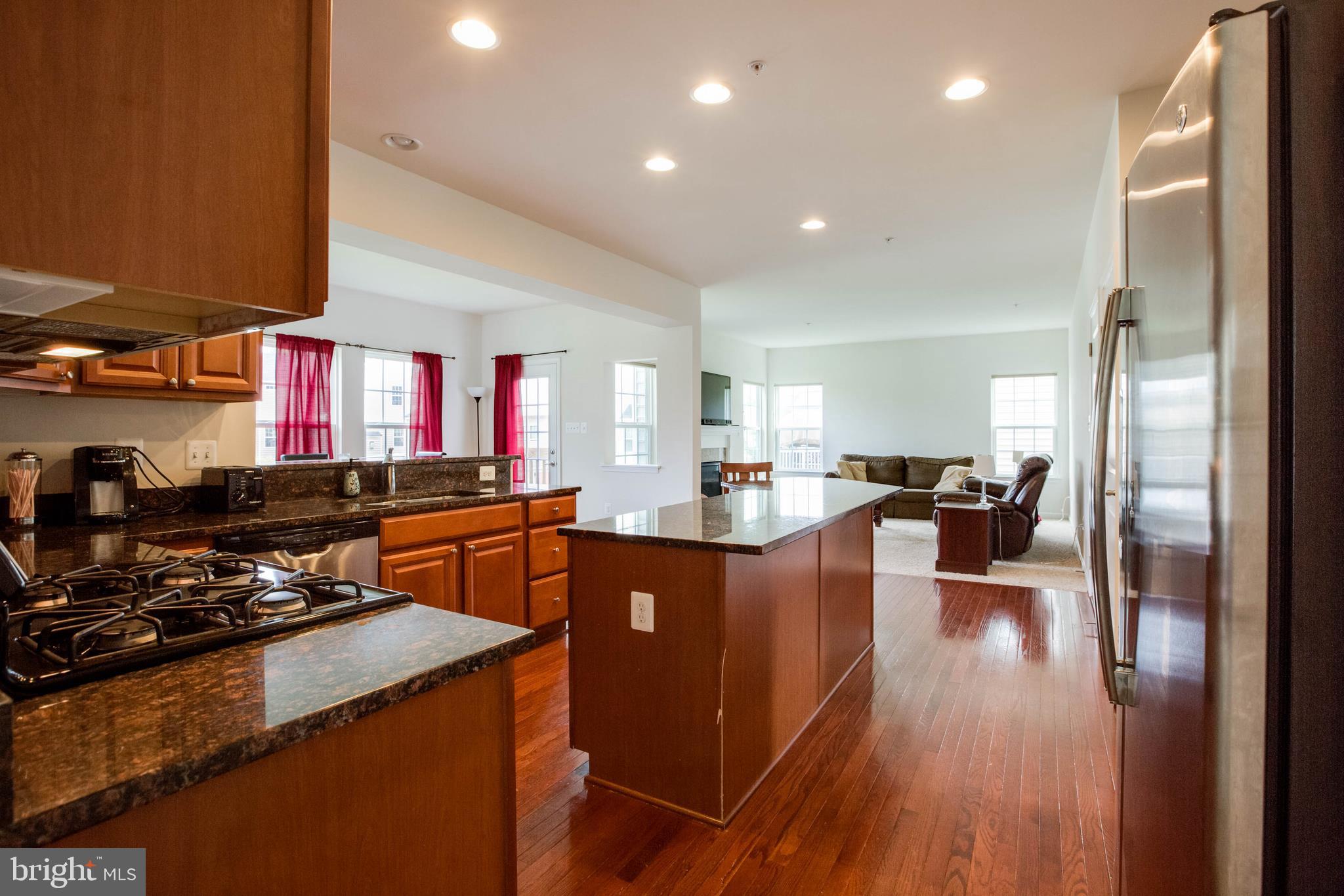 LINDEN GROVE - Residential