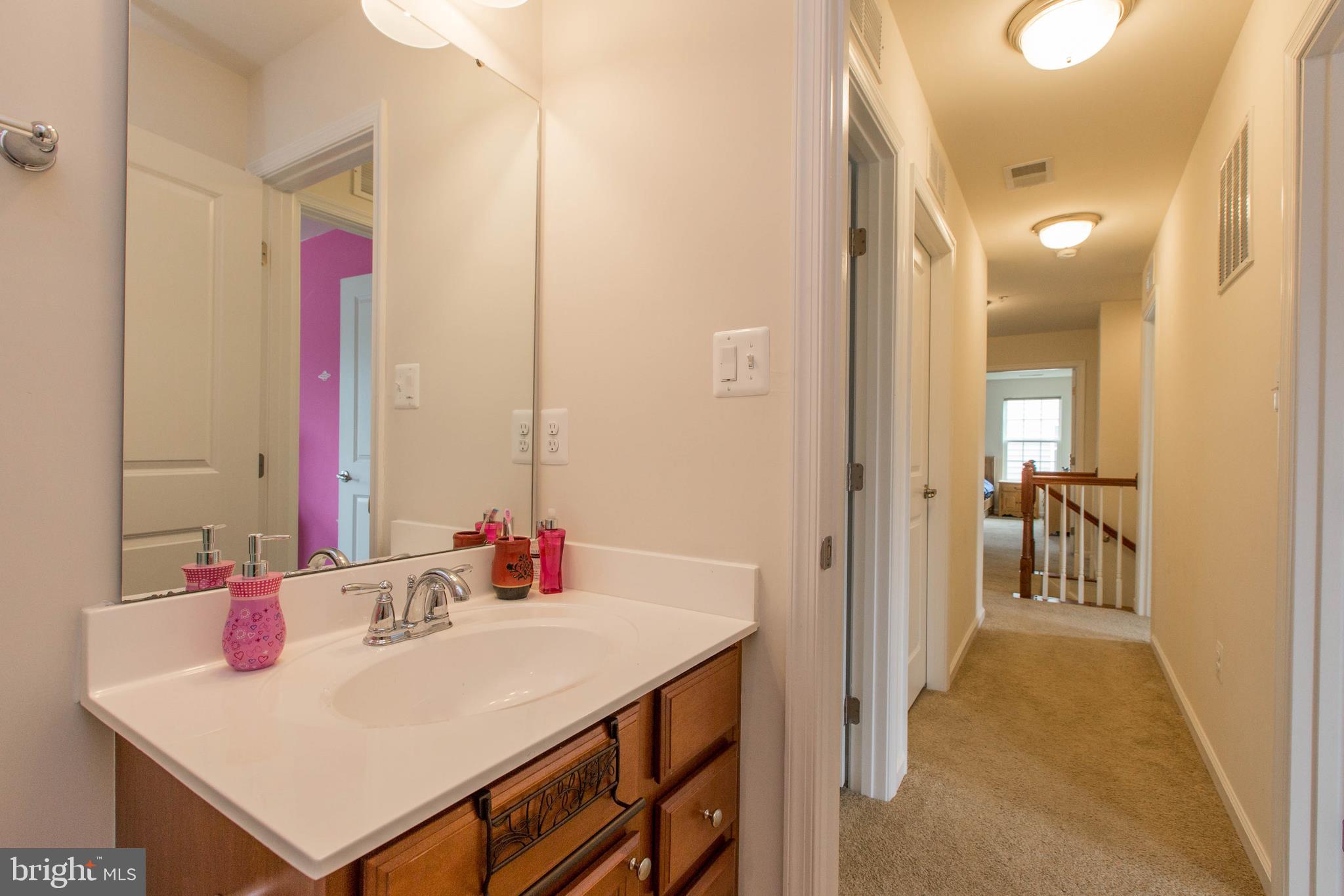 LINDEN GROVE - Residential