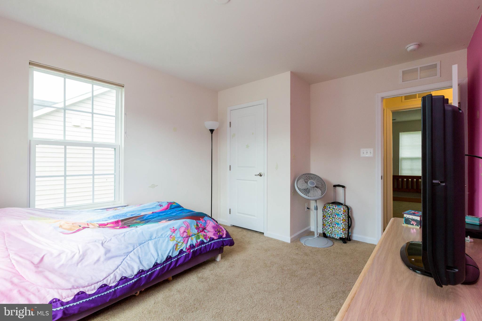 LINDEN GROVE - Residential