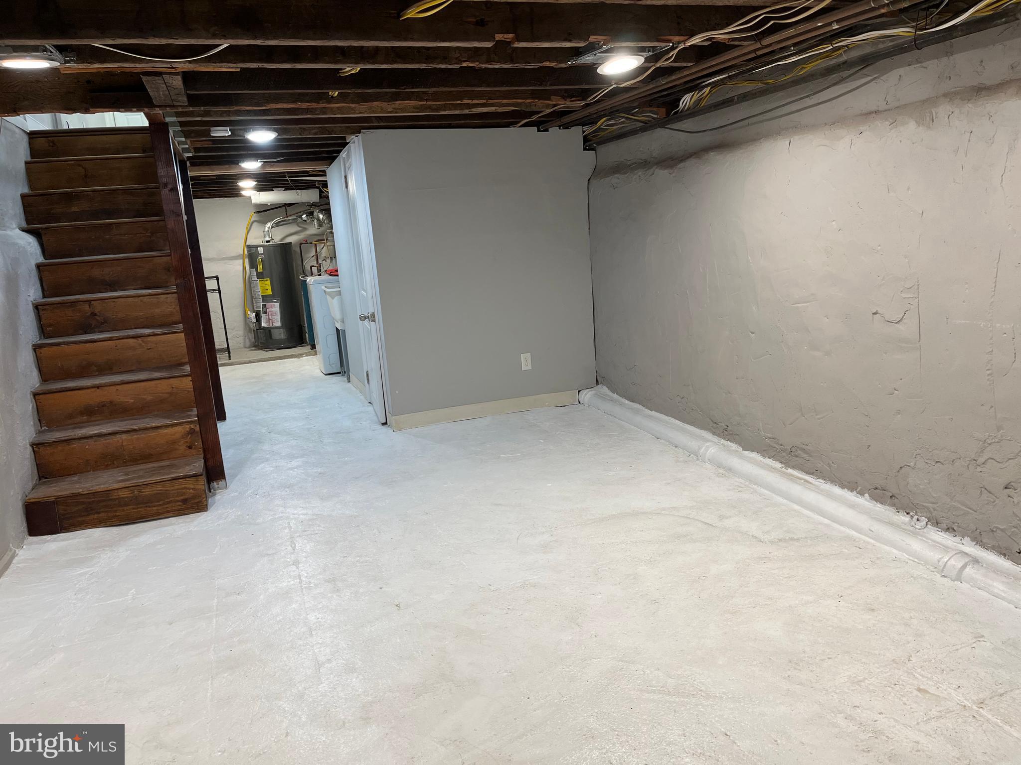 LOWER MOYAMENSING - Residential