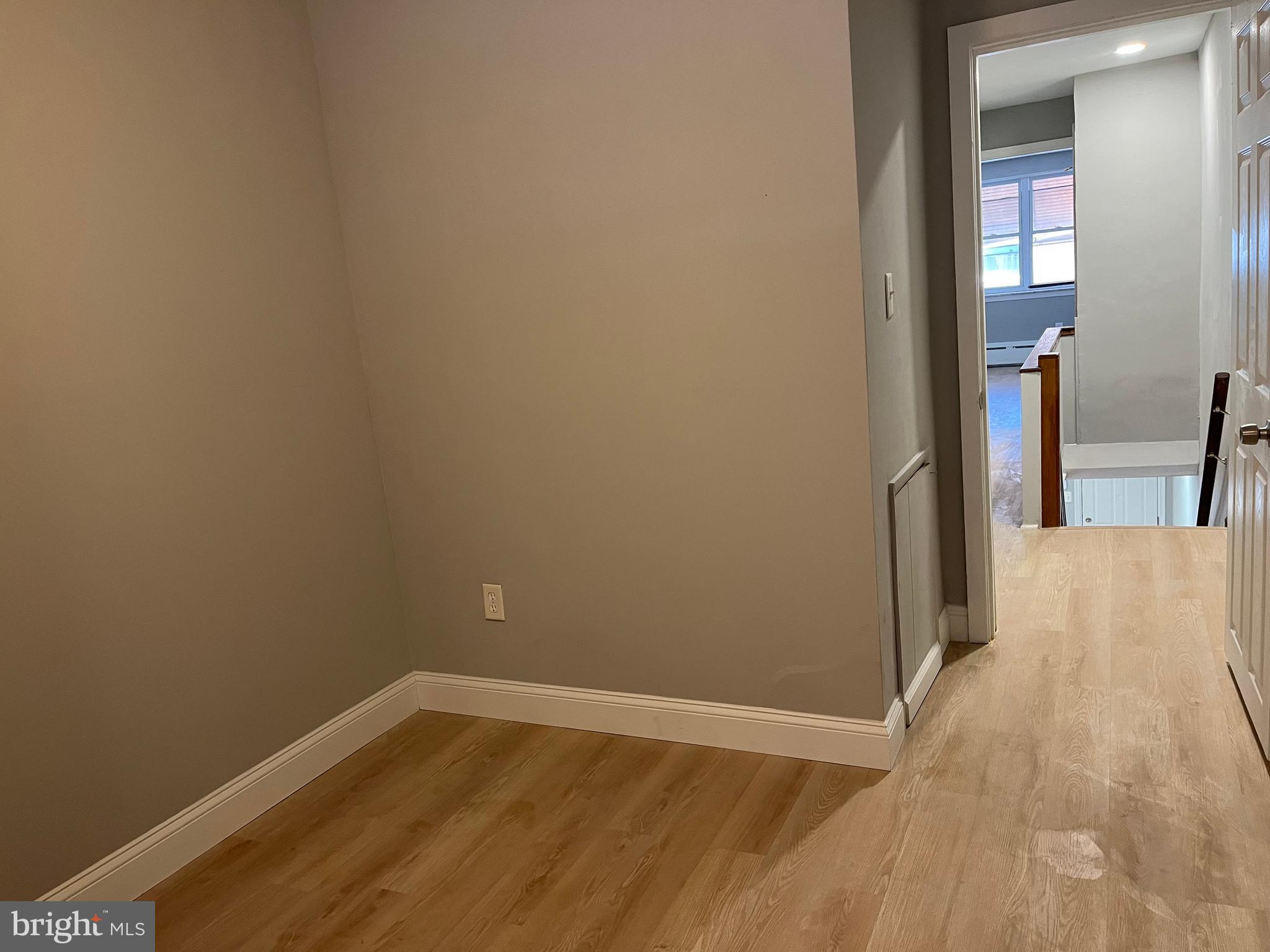 LOWER MOYAMENSING - Residential