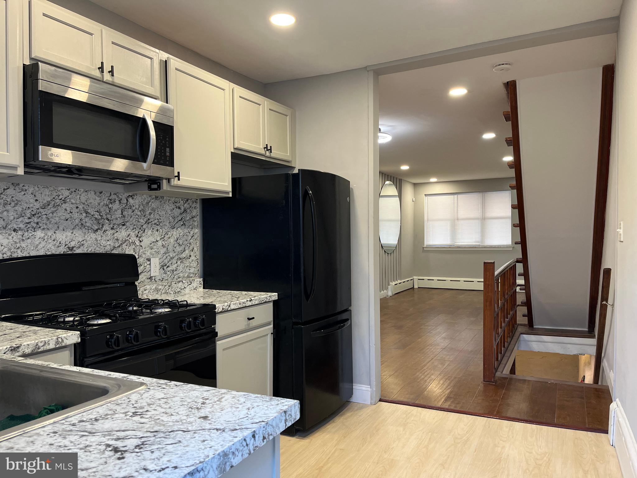 LOWER MOYAMENSING - Residential