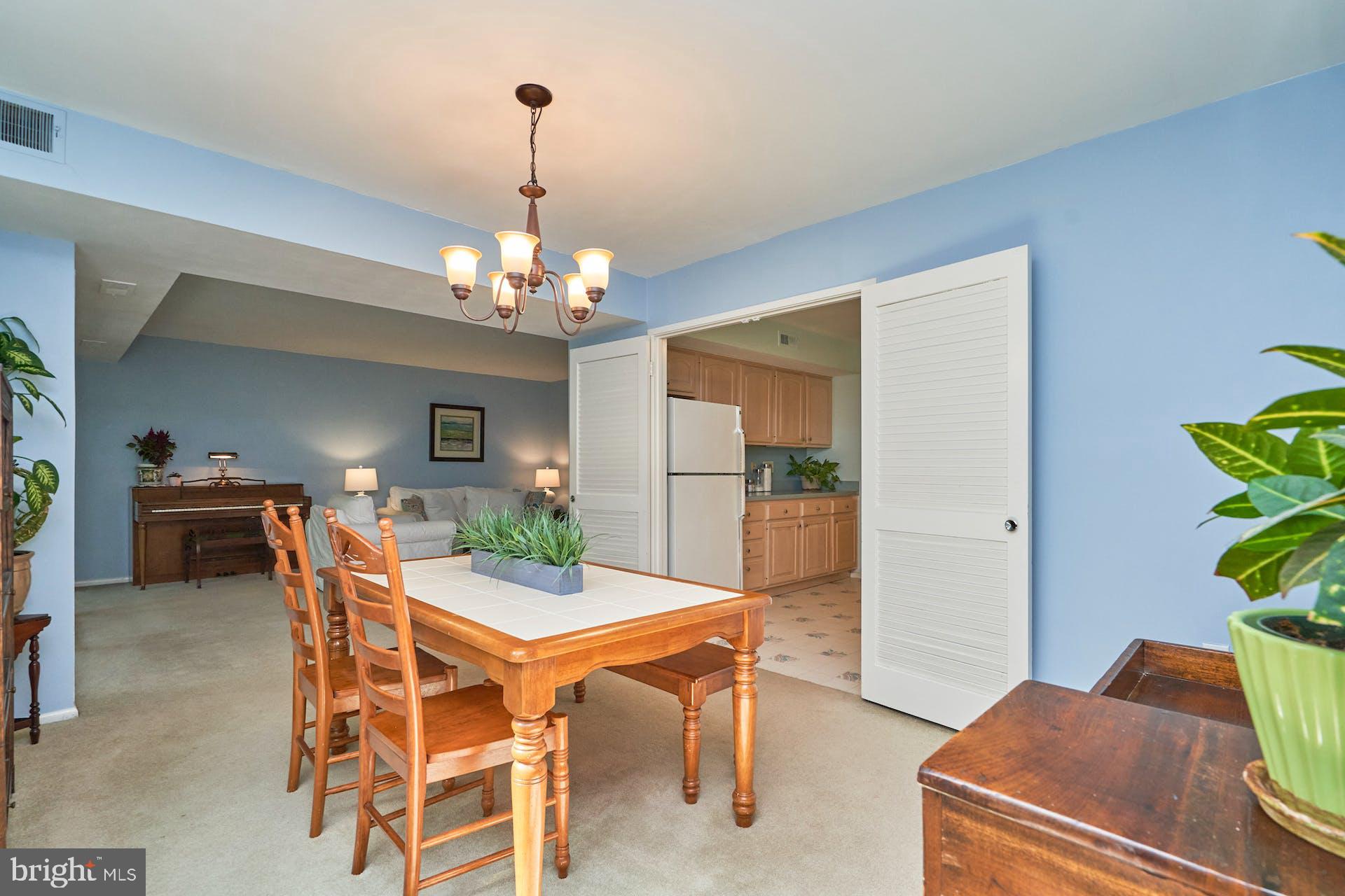 ALEXANDRIA OVERLOOK - Residential