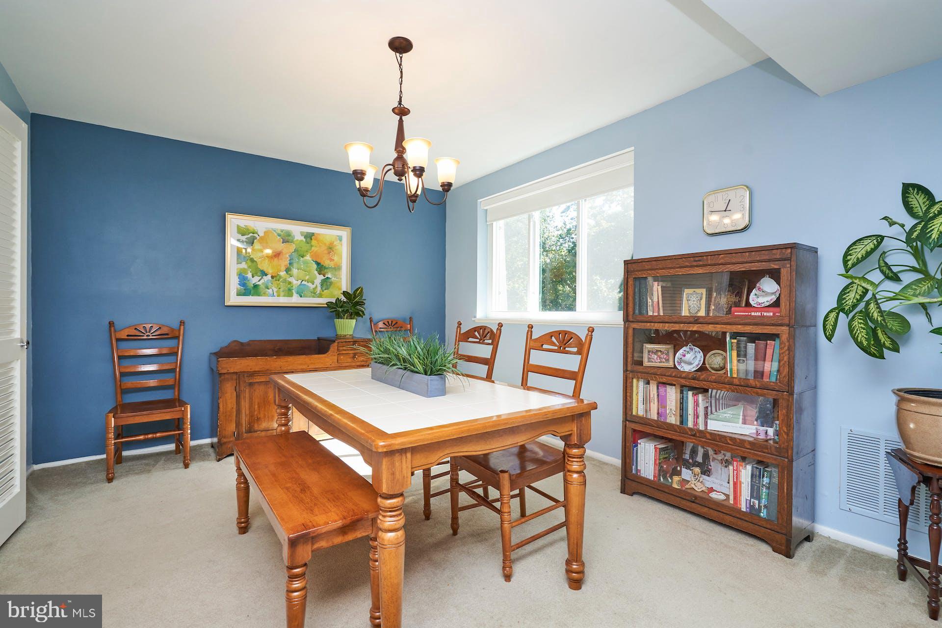 ALEXANDRIA OVERLOOK - Residential