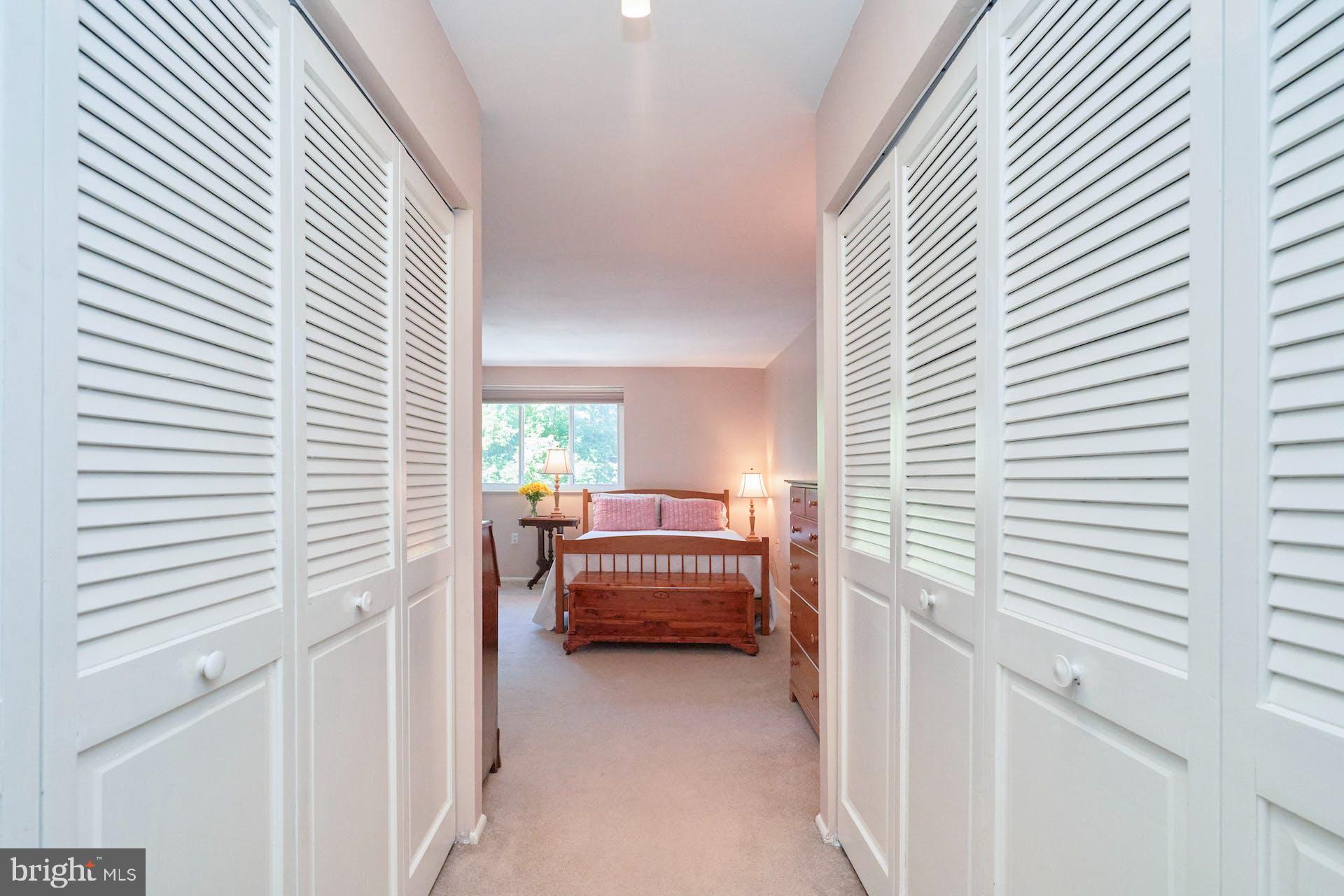 ALEXANDRIA OVERLOOK - Residential