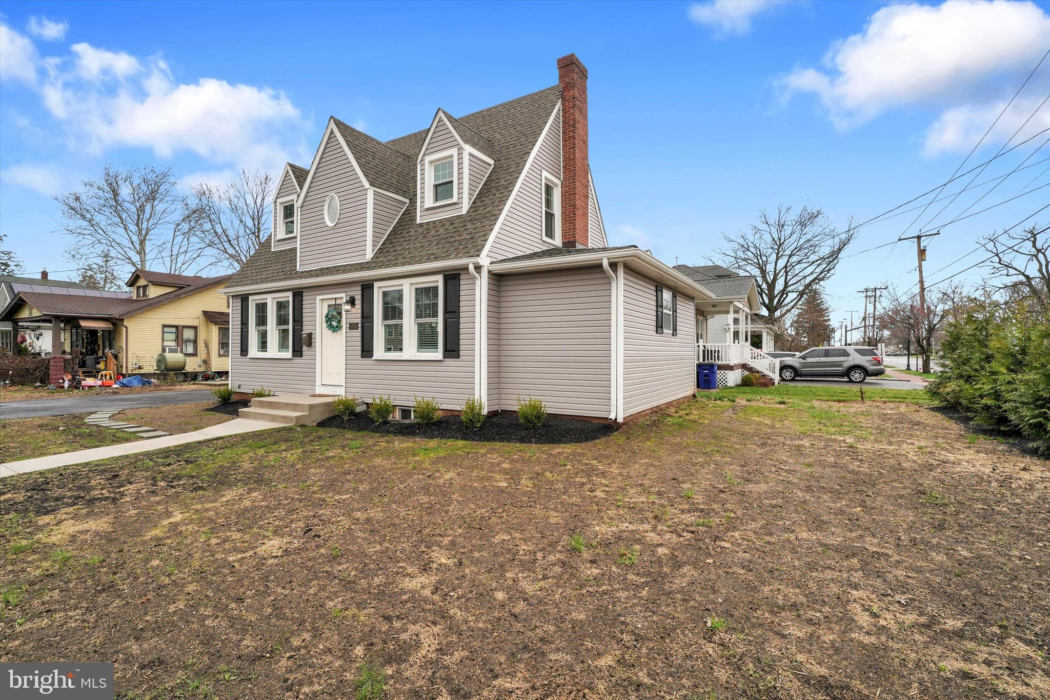 330 HAZEL AVENUE
