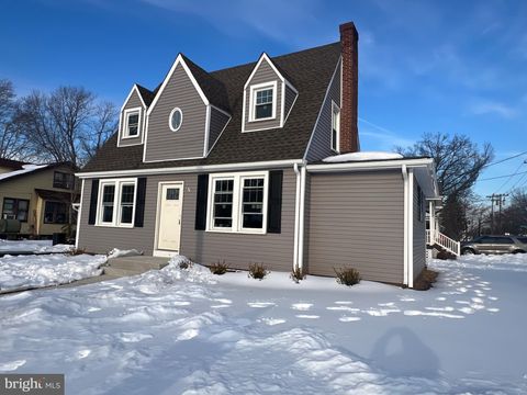 330 HAZEL AVENUE DELANCO NJ 08075