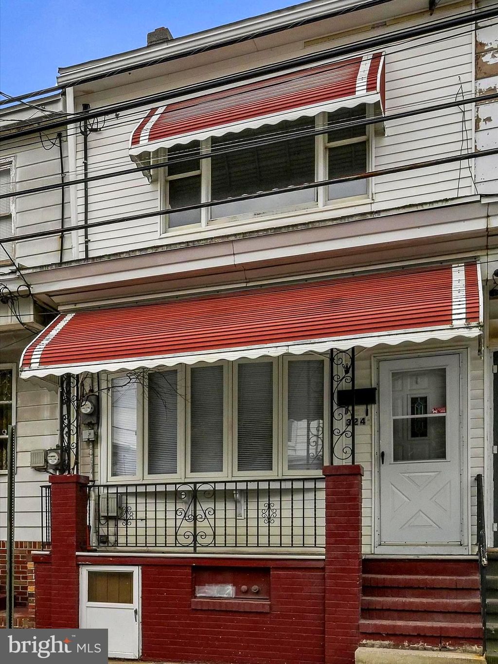 Photo of 324 S Jardin Street, SHENANDOAH, PA 17976 (MLS # PASK2024110)