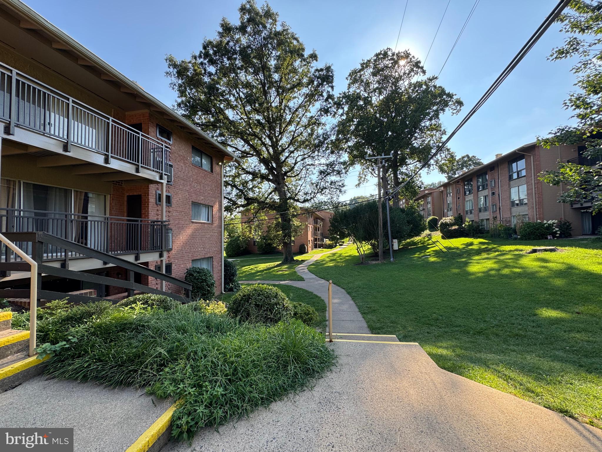 7328 LEE HIGHWAY 102
