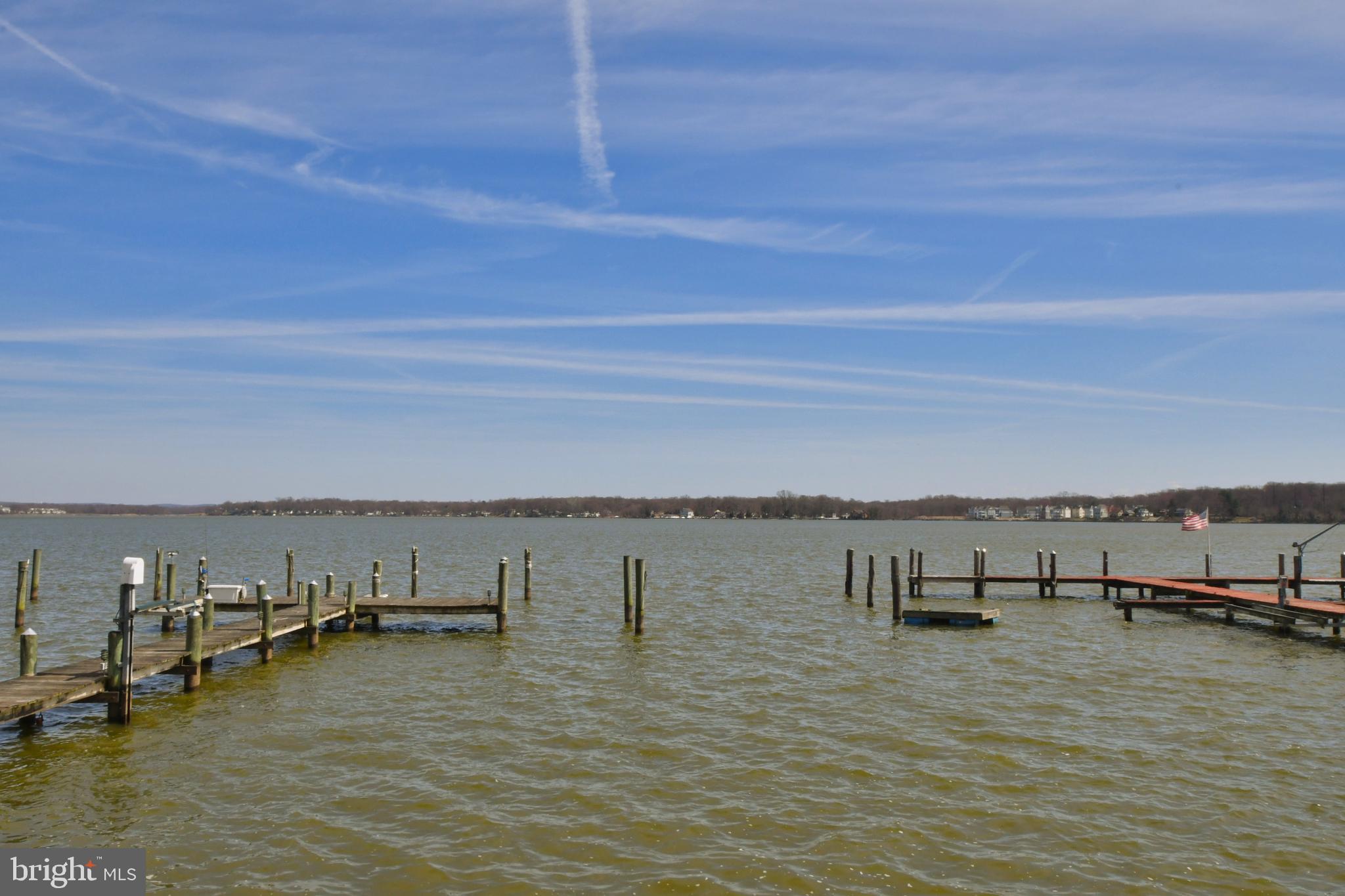 WILLOUGHBY BEACH - Residential