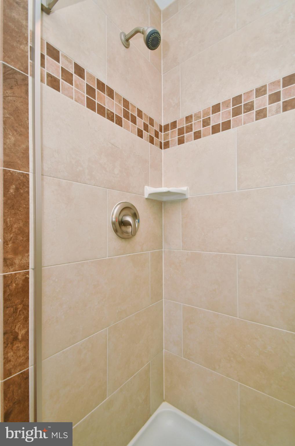 WILLOUGHBY BEACH - Residential