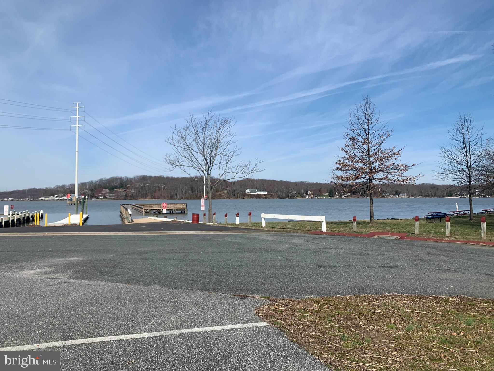 WILLOUGHBY BEACH - Residential