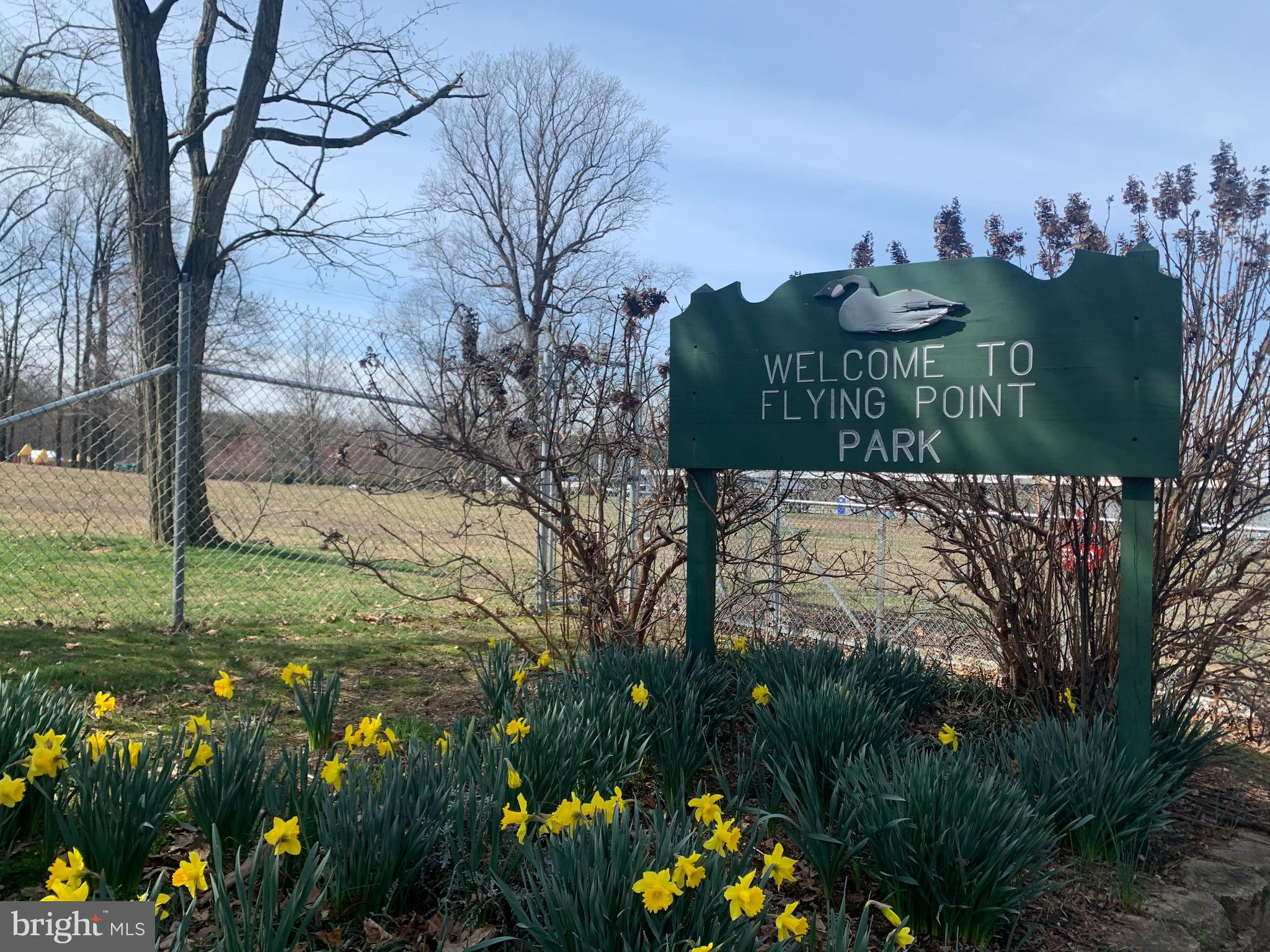WILLOUGHBY BEACH - Residential