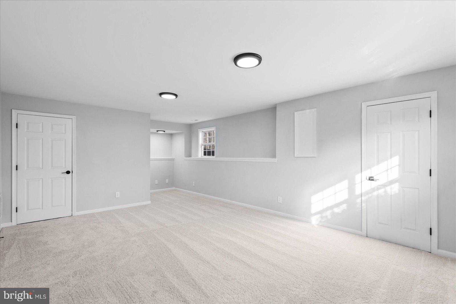 ARBOR GLEN - Residential