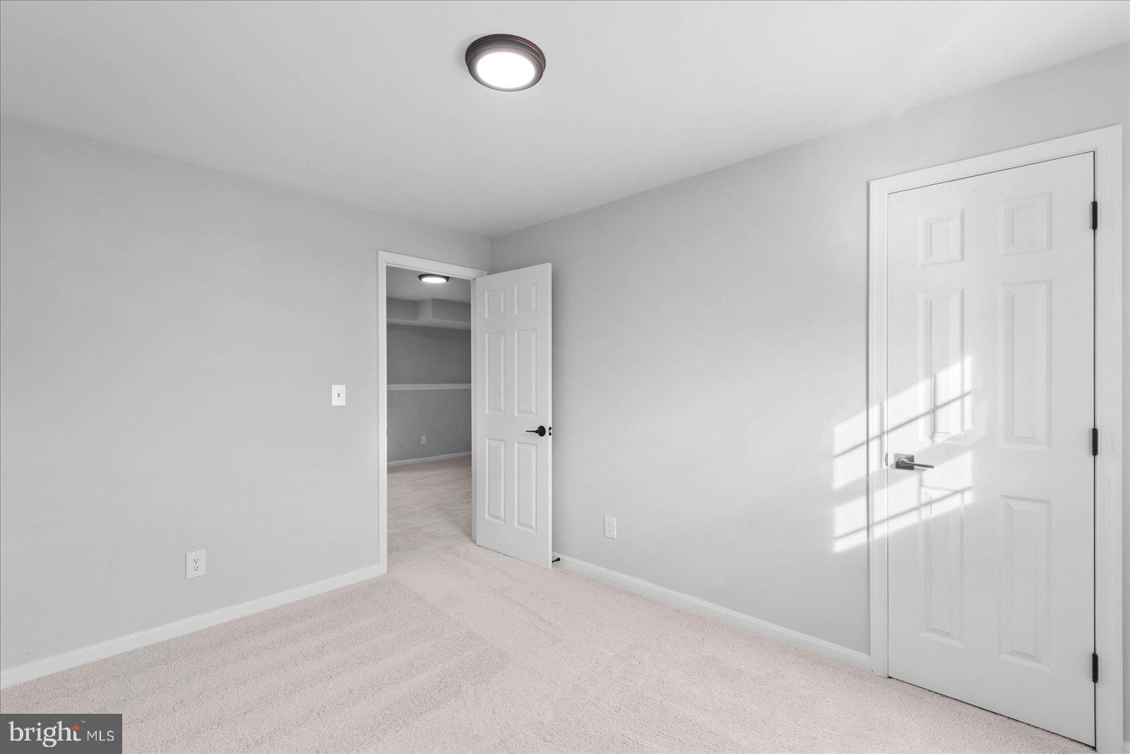 ARBOR GLEN - Residential