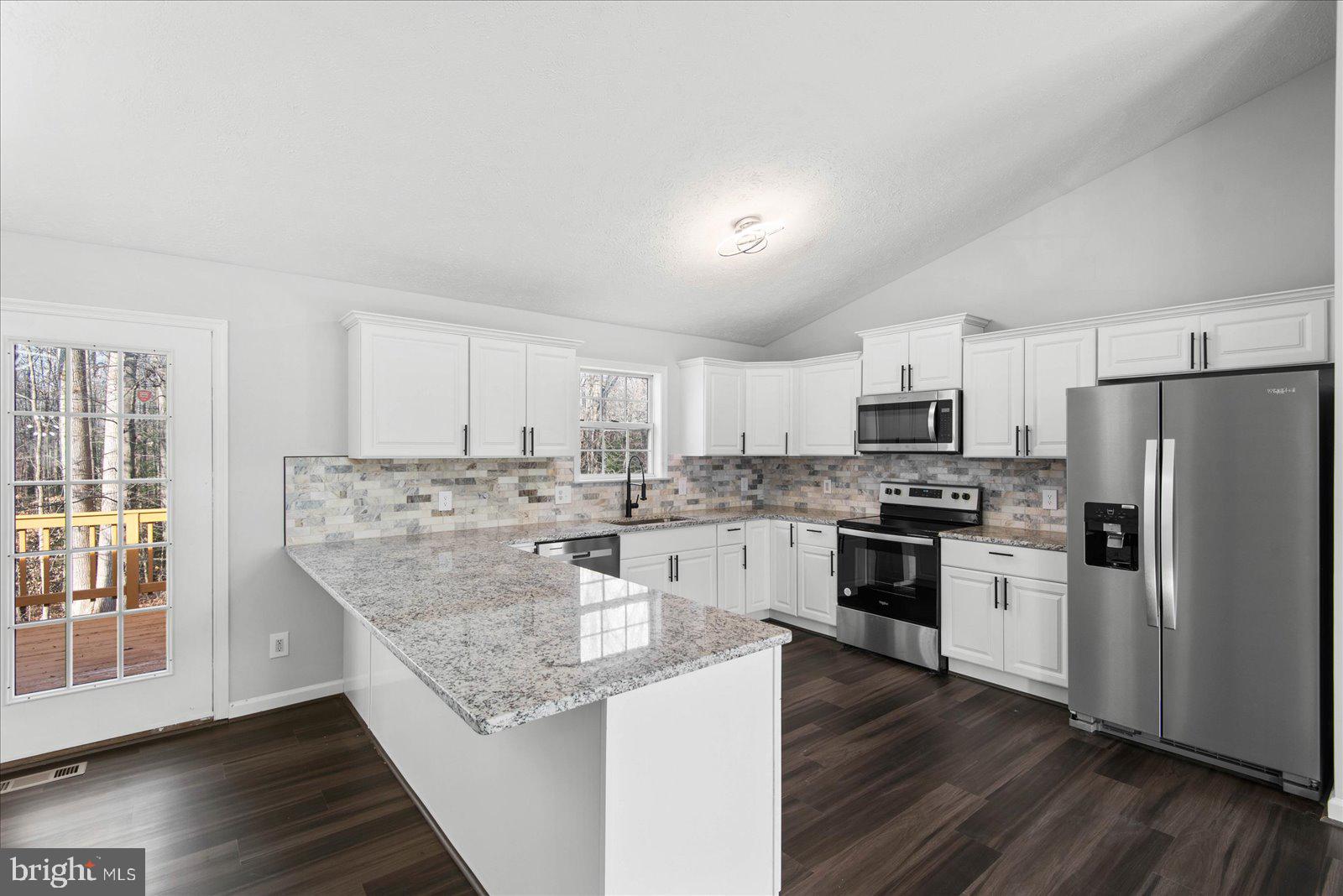 ARBOR GLEN - Residential