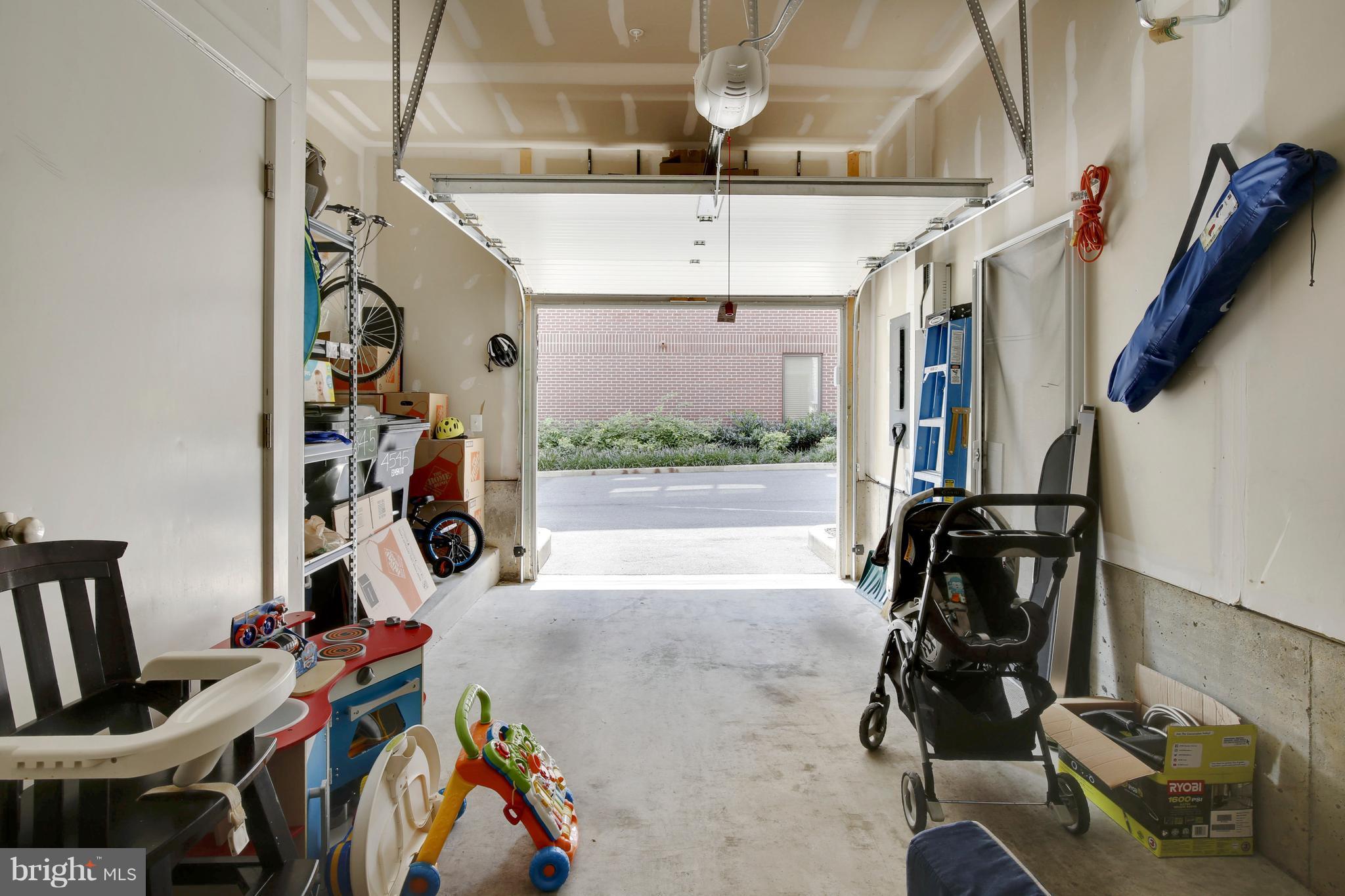 EYA ARTS DISTRICT - Residential