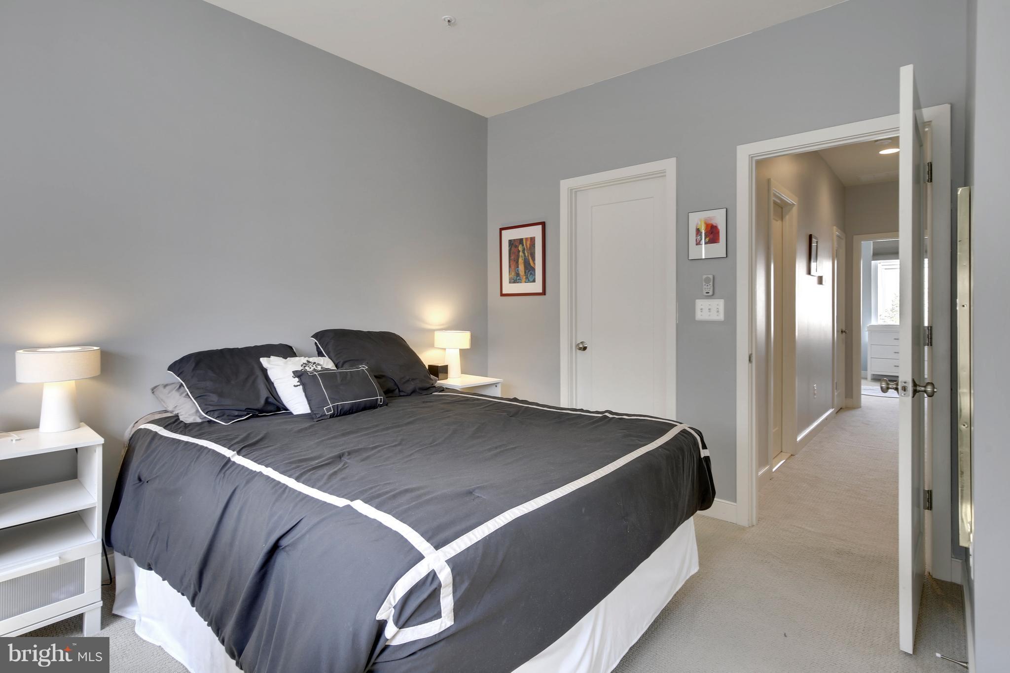 EYA ARTS DISTRICT - Residential