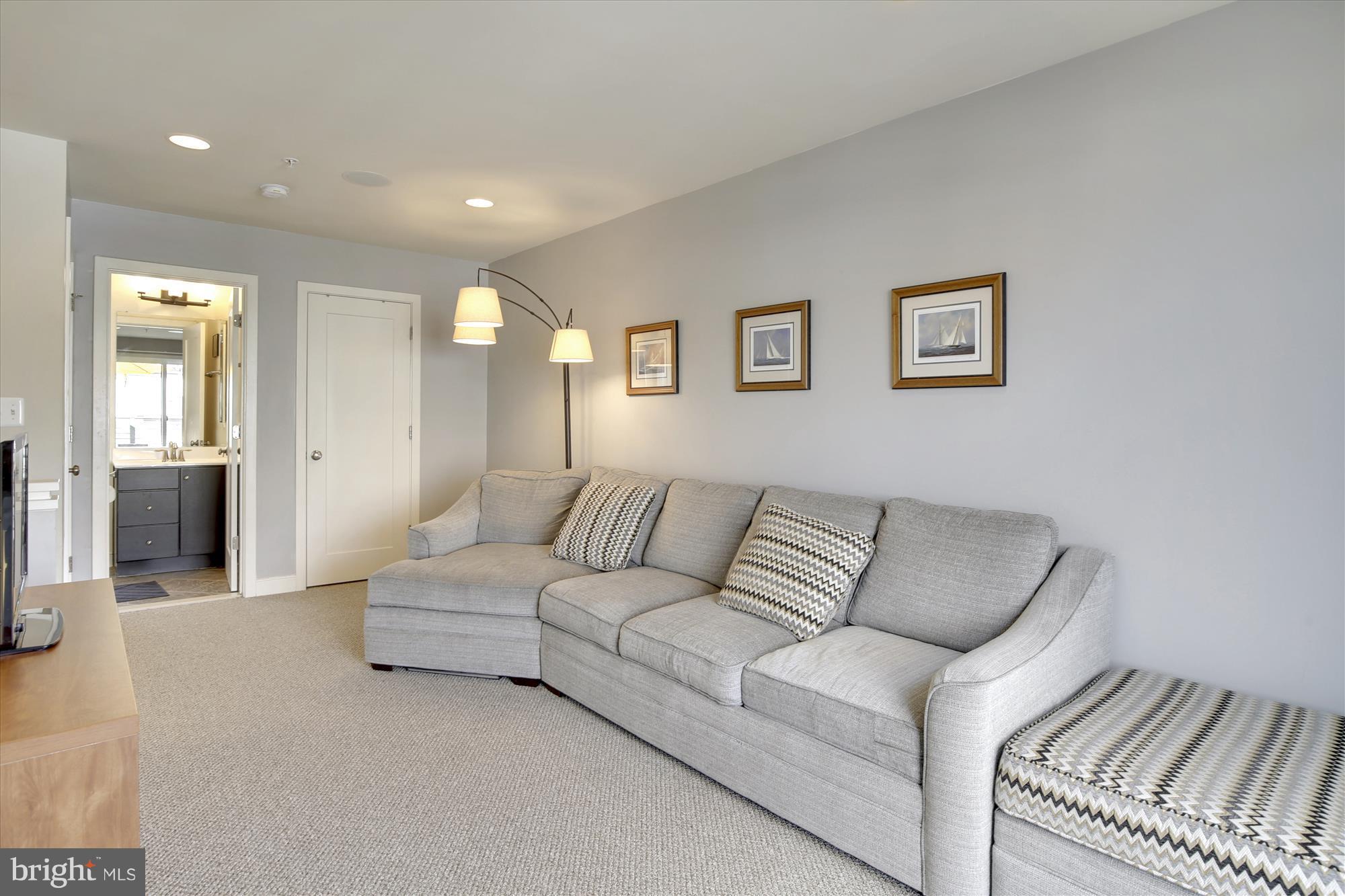 EYA ARTS DISTRICT - Residential