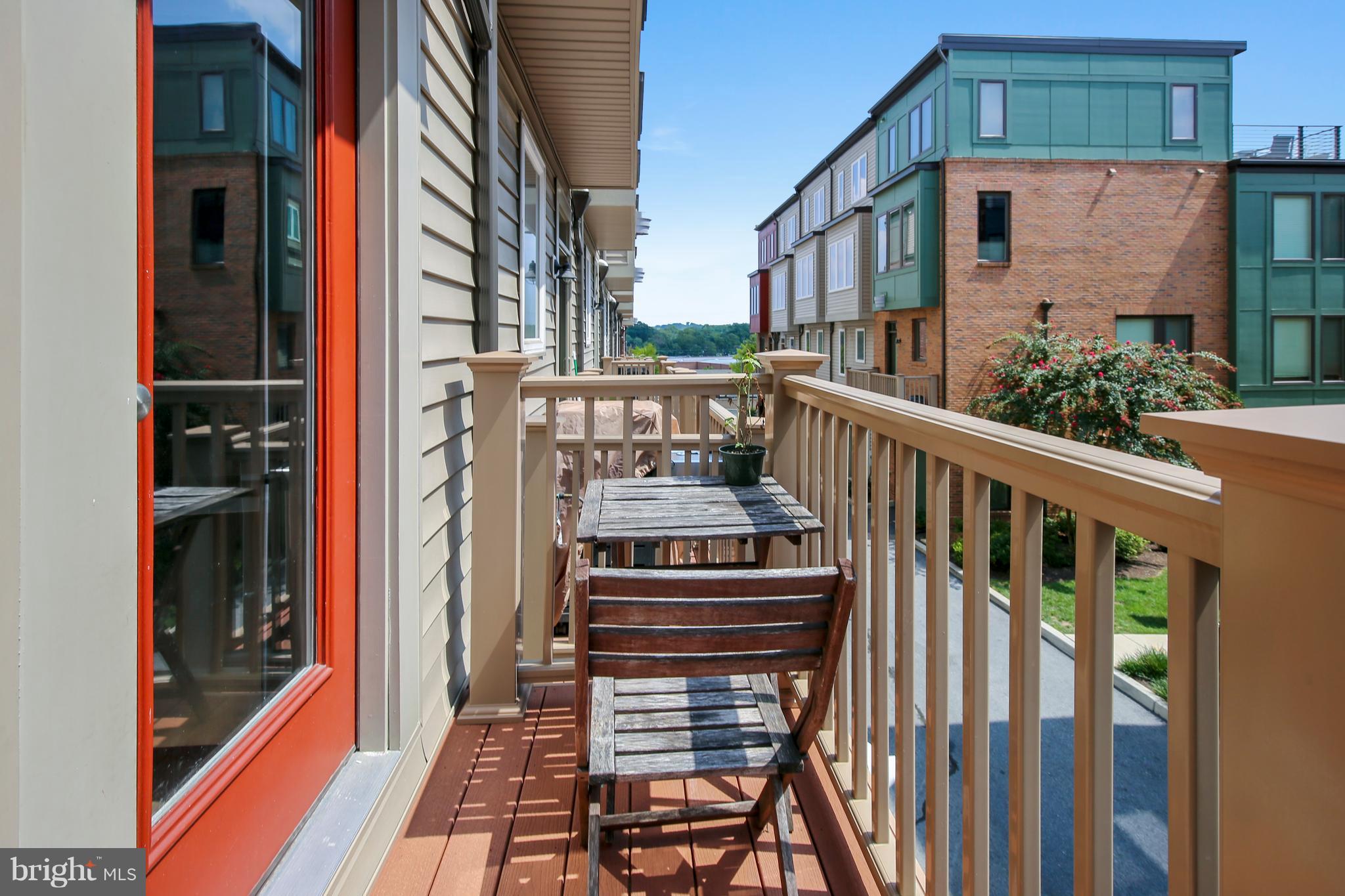 EYA ARTS DISTRICT - Residential