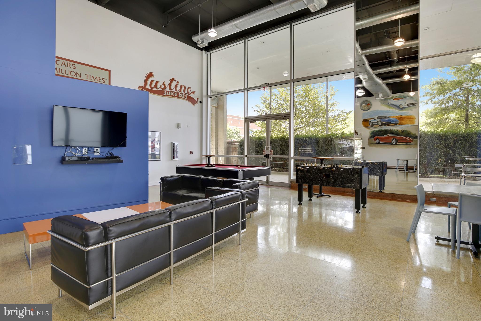 EYA ARTS DISTRICT - Residential