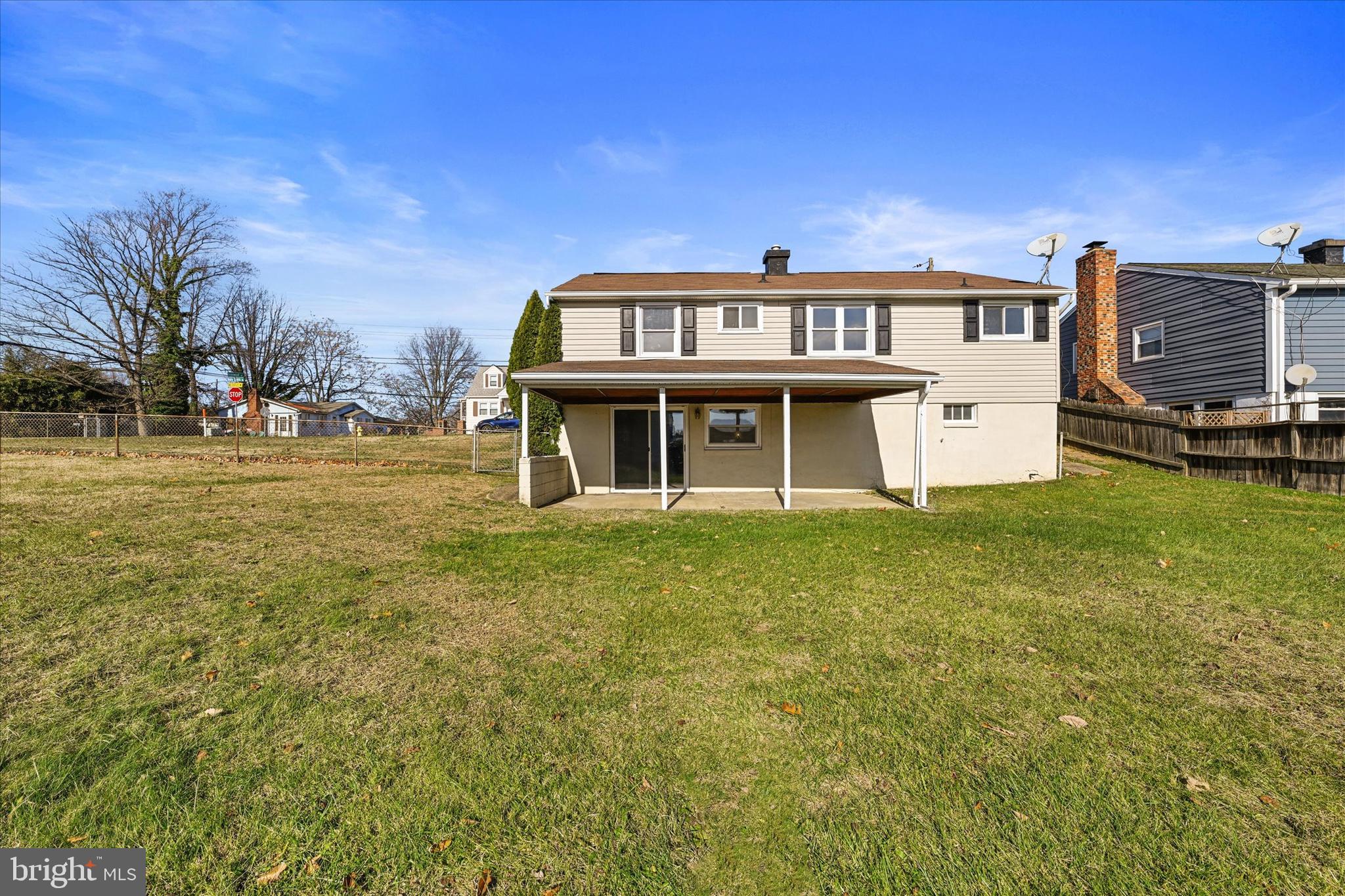 ARUNDEL GARDENS - Residential