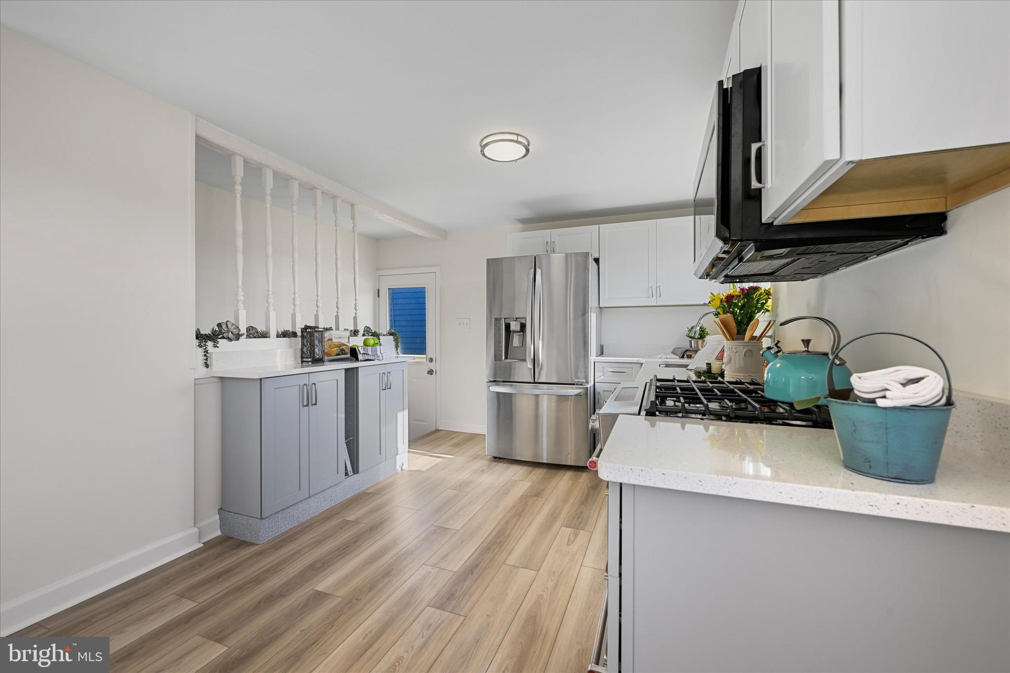 ARUNDEL GARDENS - Residential