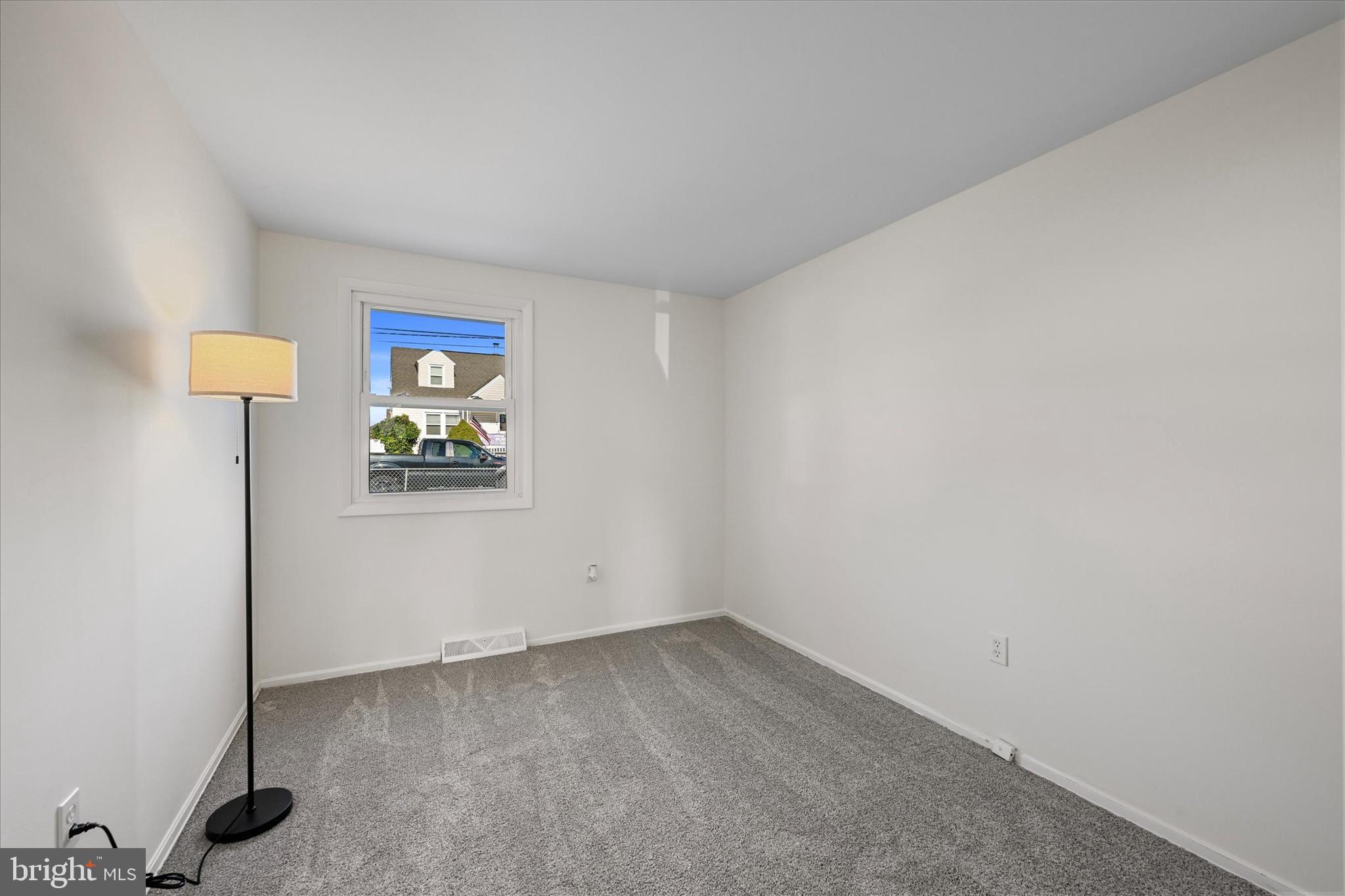 ARUNDEL GARDENS - Residential