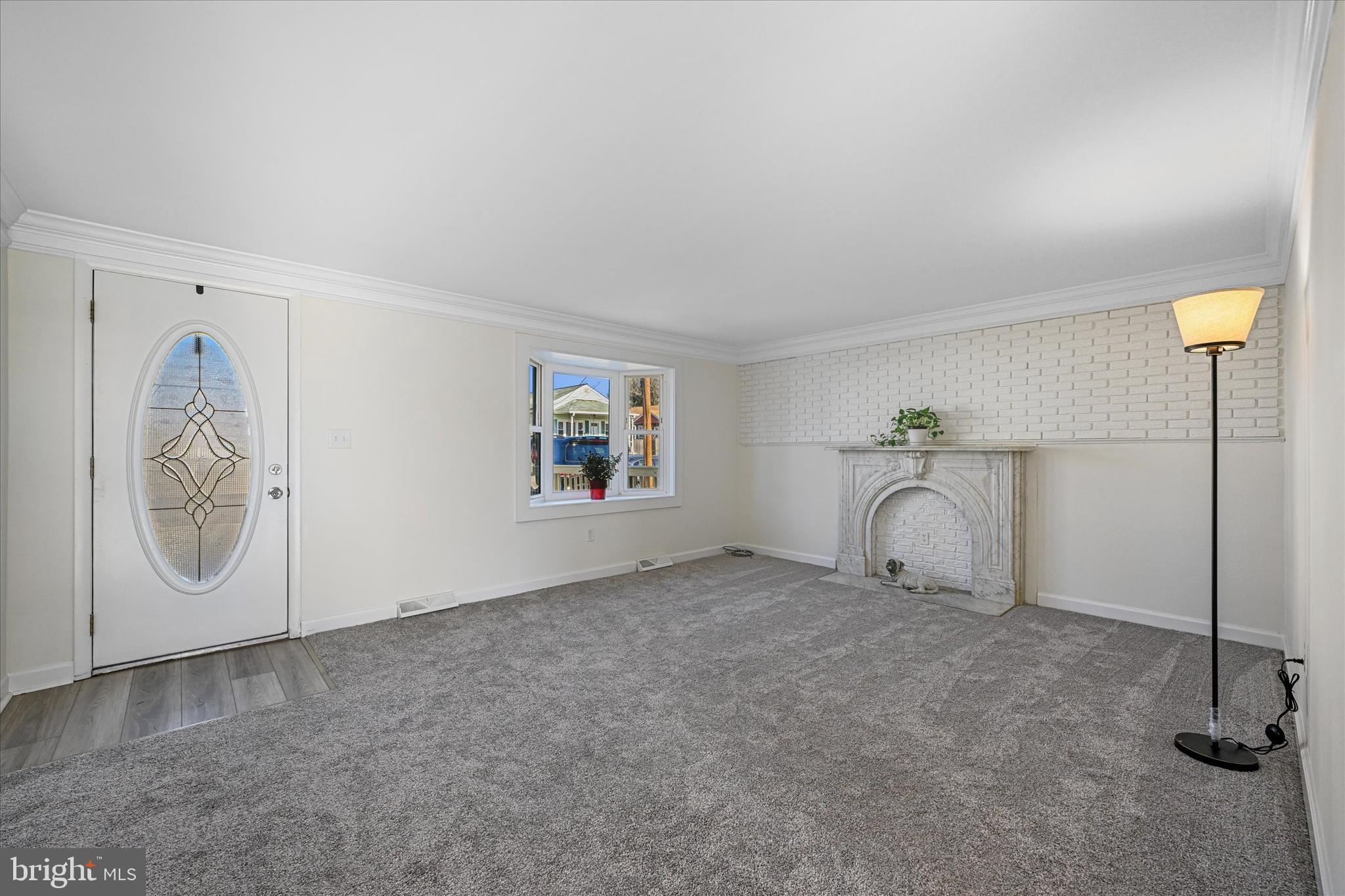 ARUNDEL GARDENS - Residential