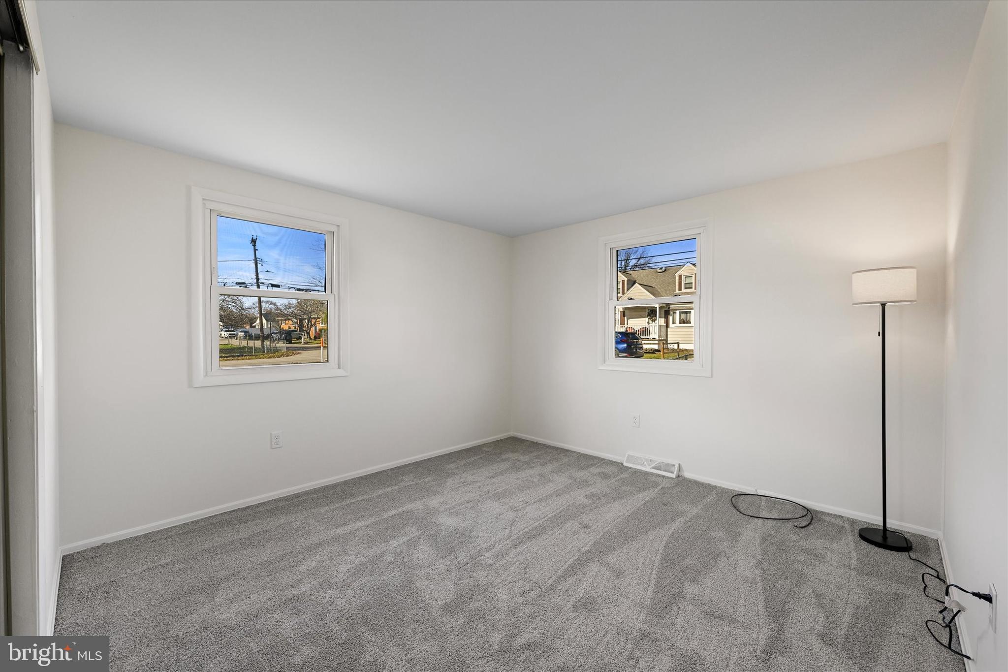 ARUNDEL GARDENS - Residential