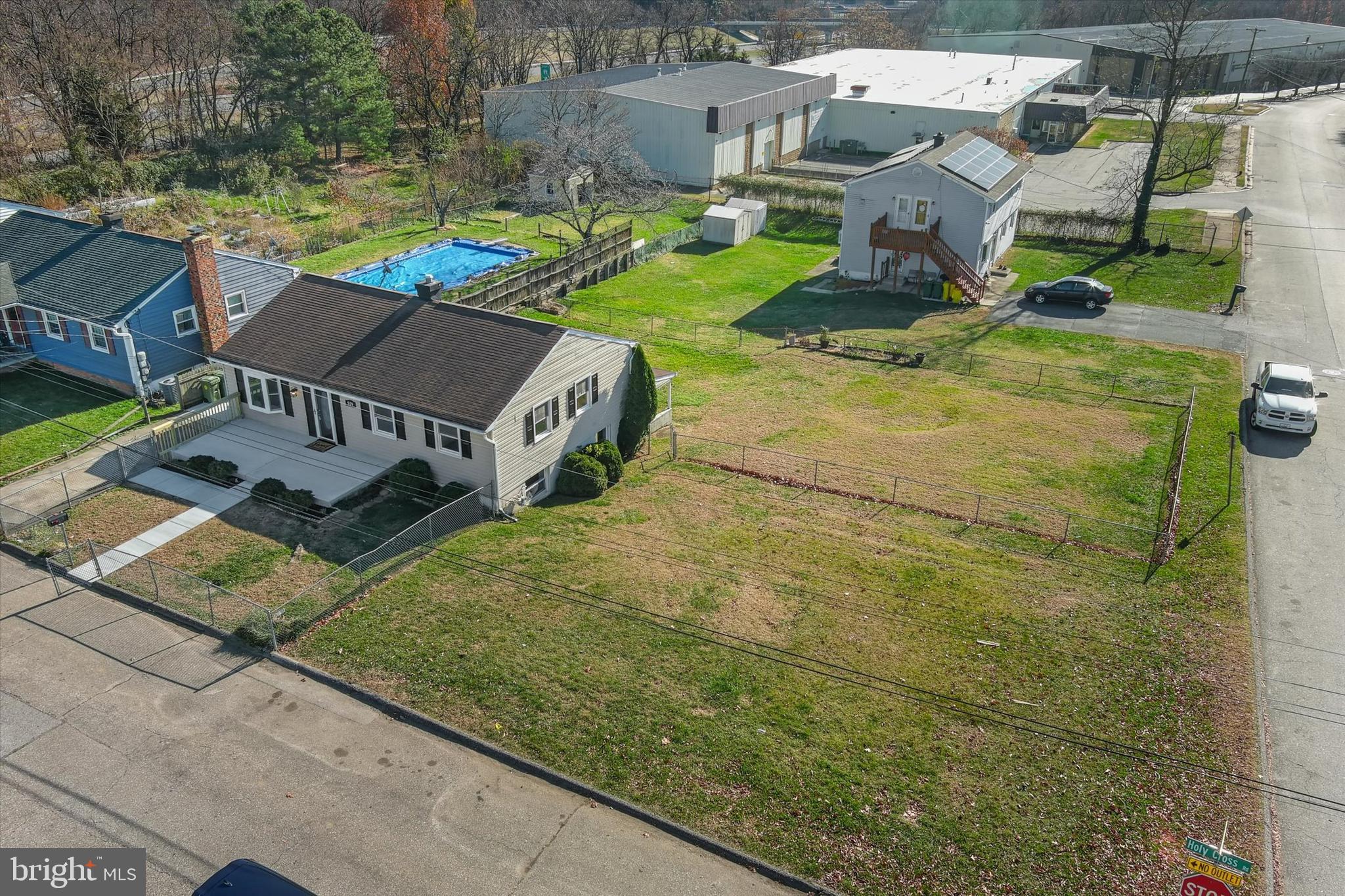 ARUNDEL GARDENS - Residential