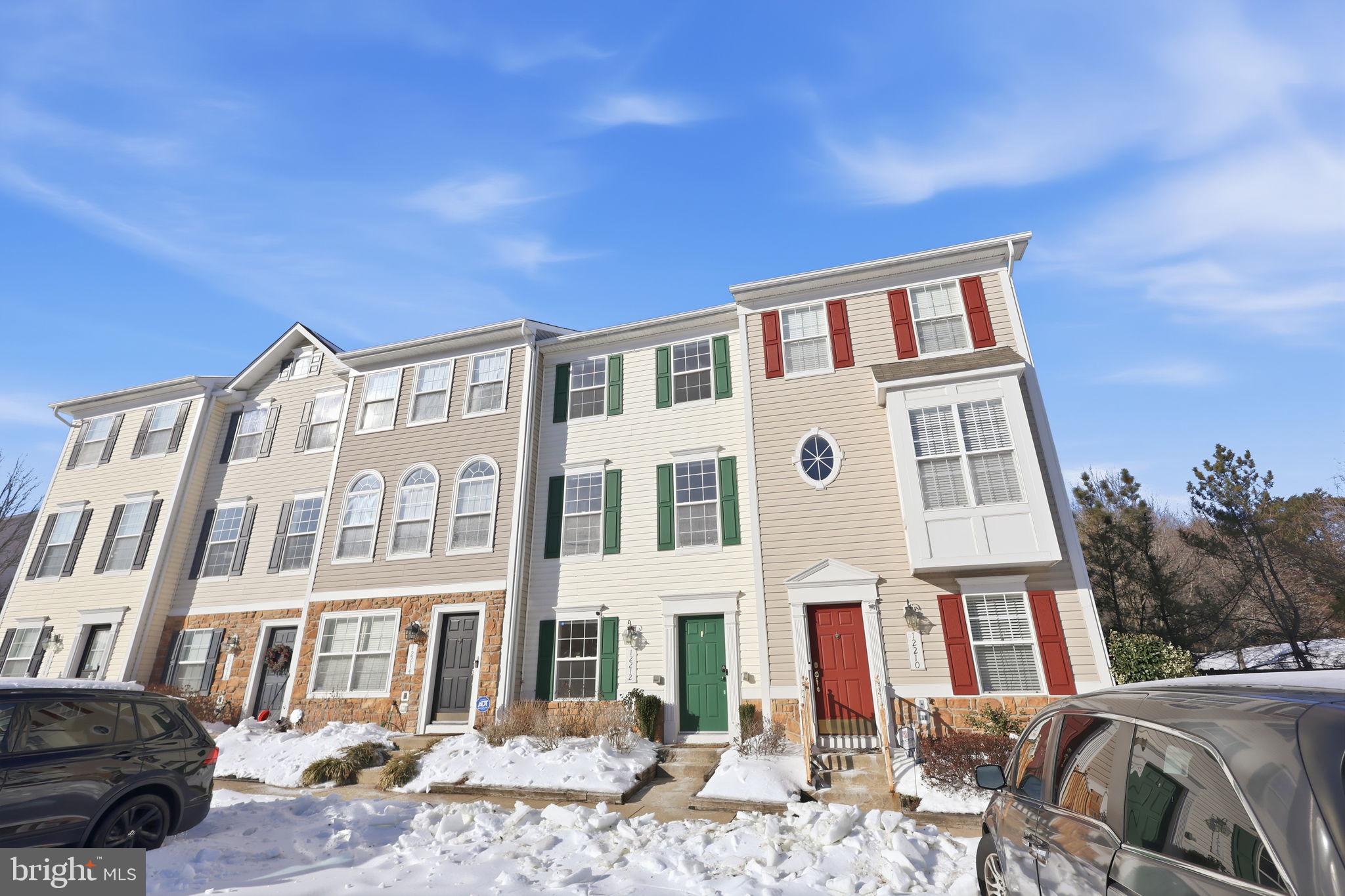 12212 DENSMORE COURT