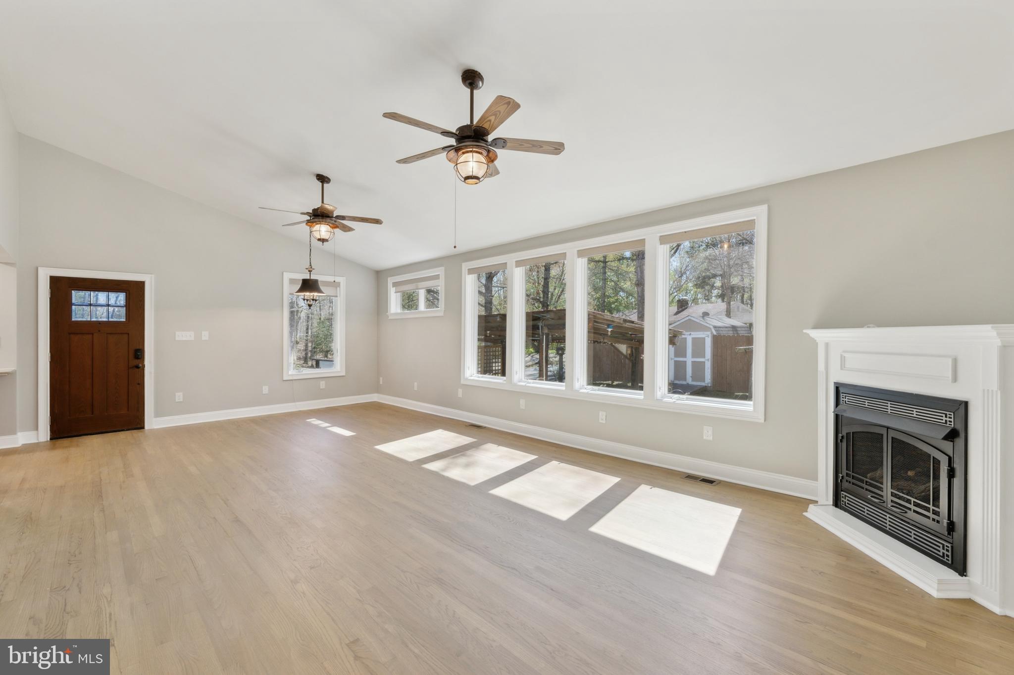 BOWLING GREEN PARK - Residential