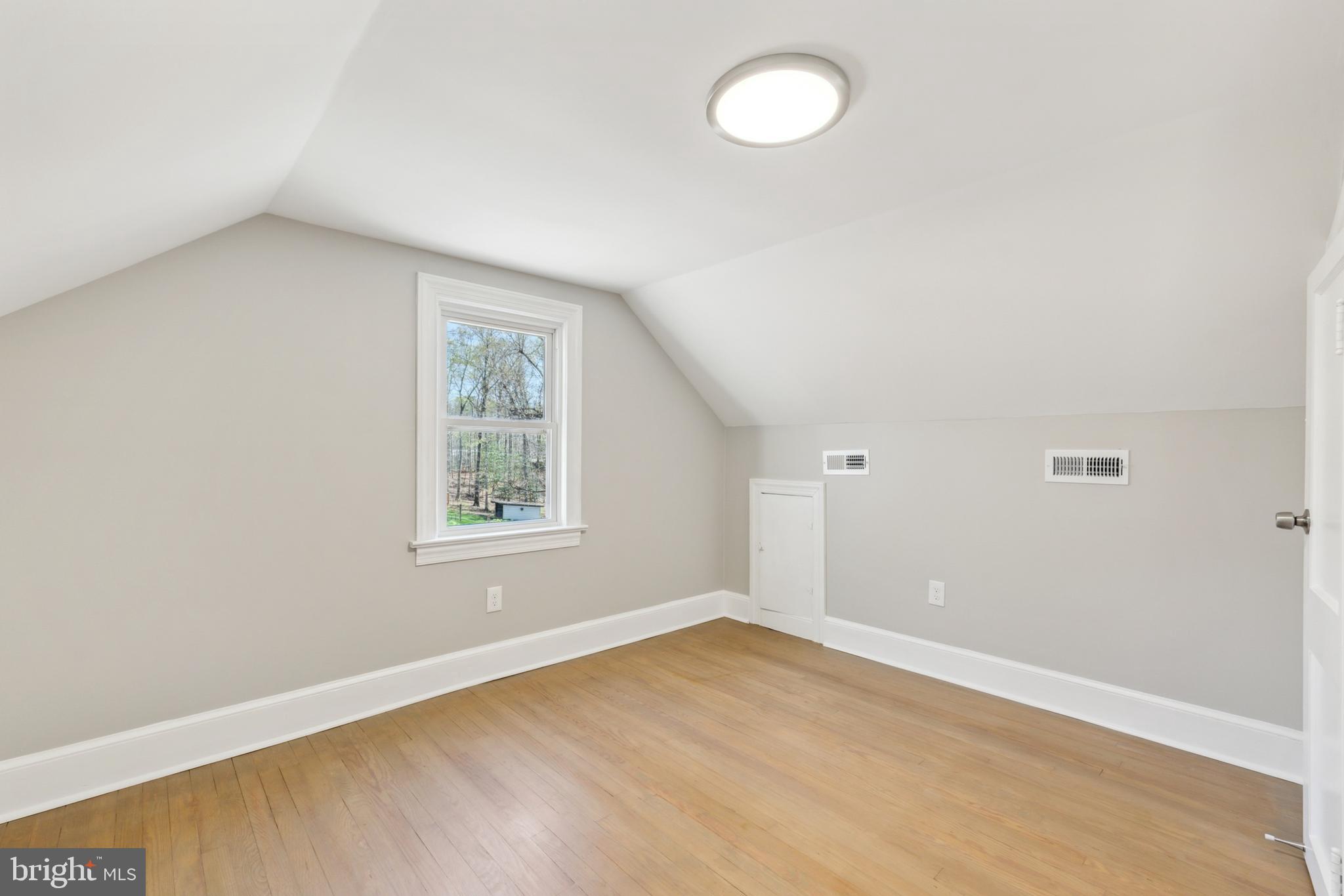 BOWLING GREEN PARK - Residential