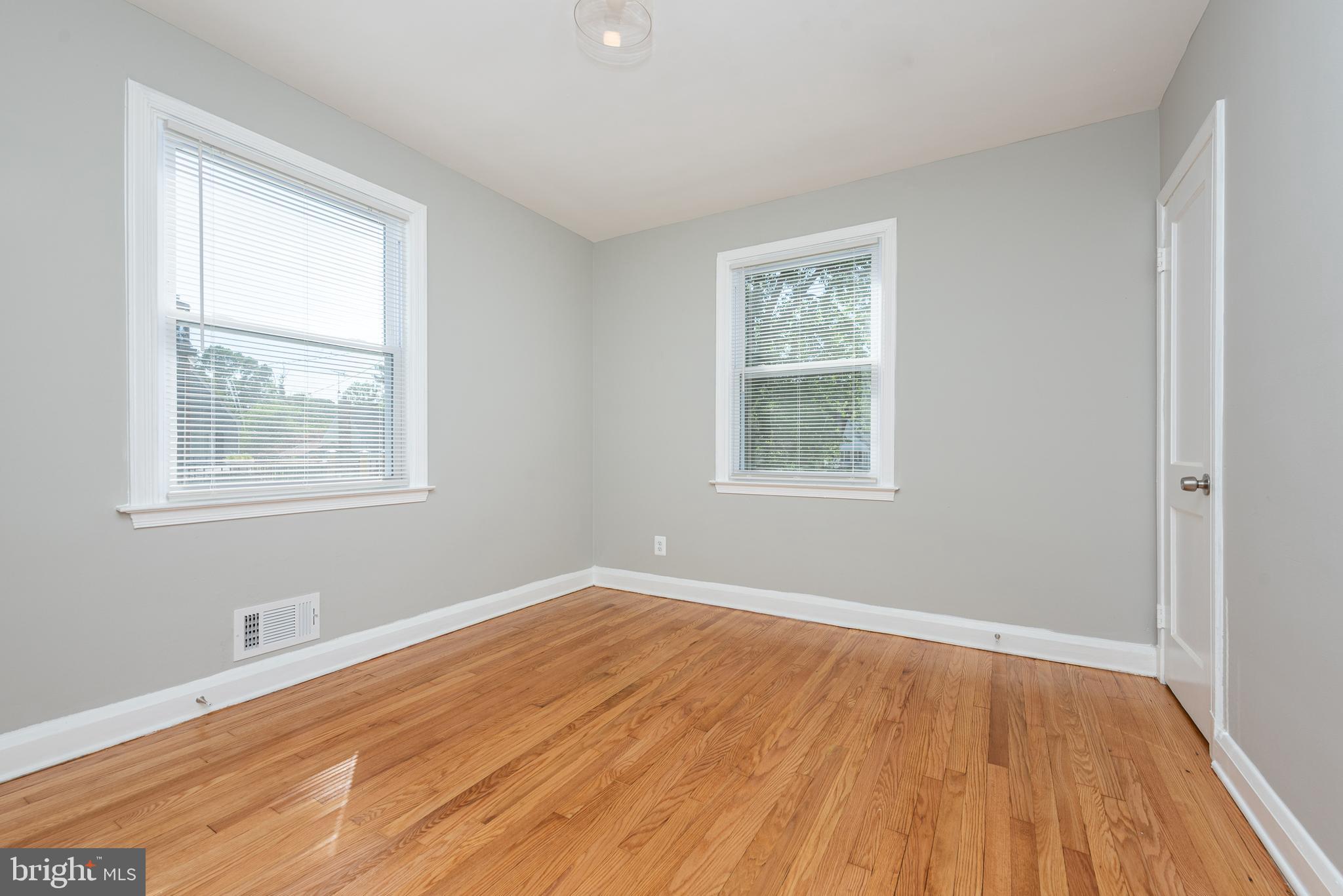 GARDENVILLE - Residential