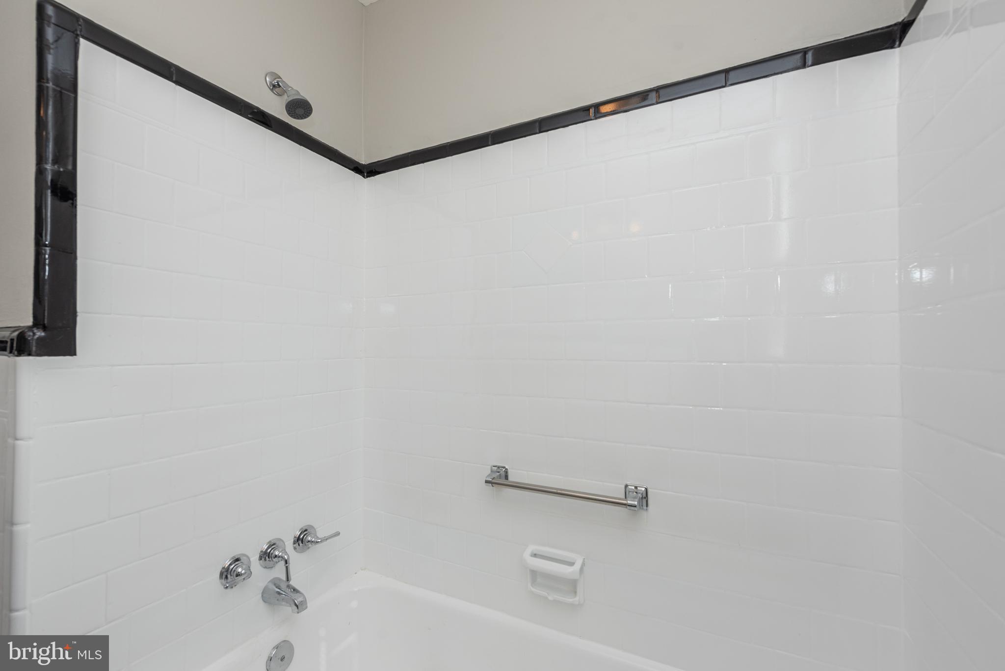 GARDENVILLE - Residential