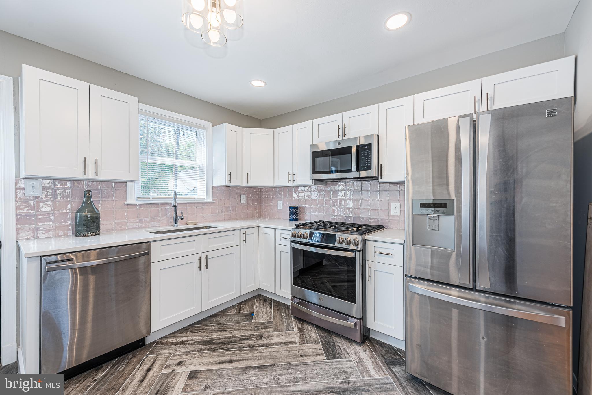 GARDENVILLE - Residential