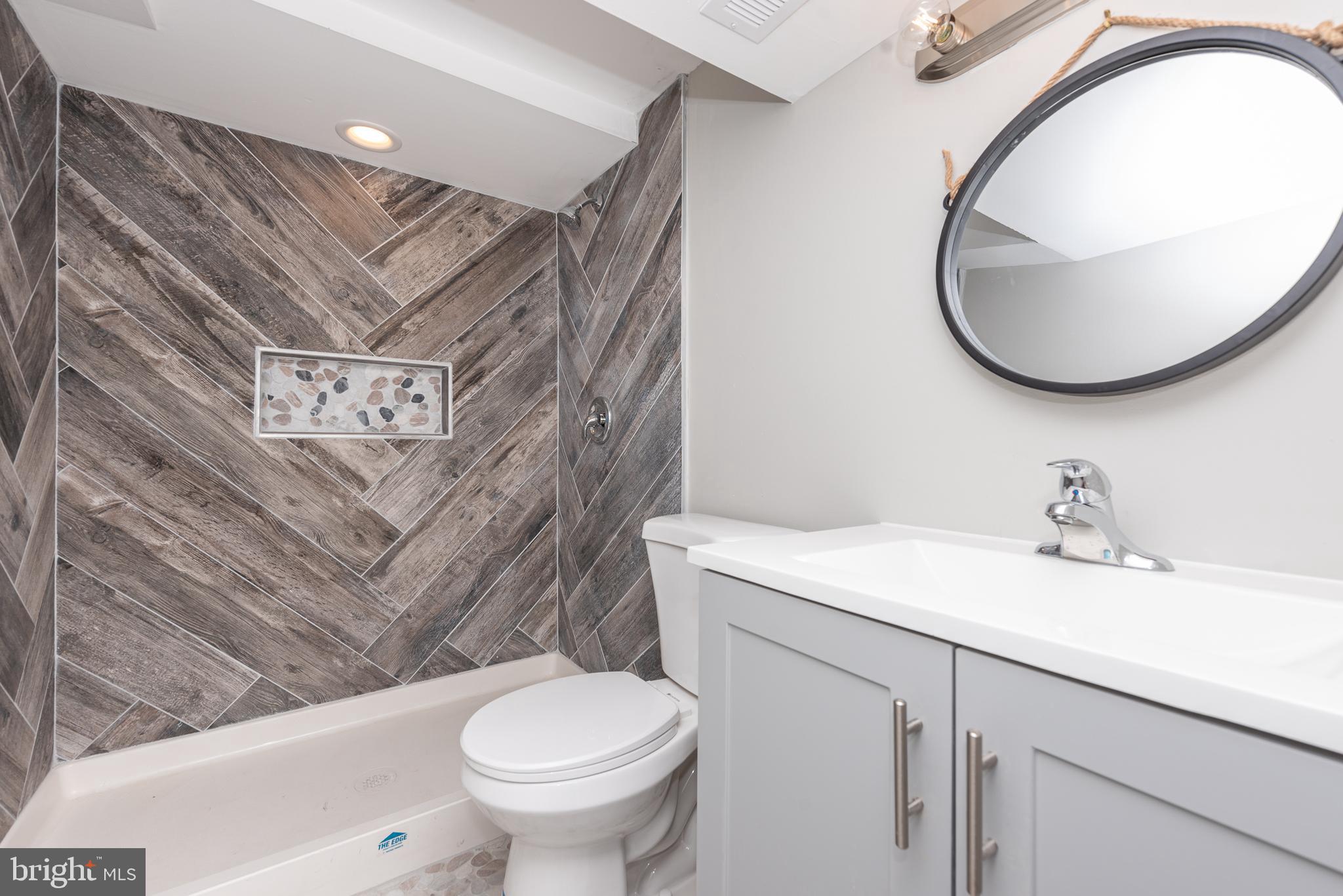 GARDENVILLE - Residential