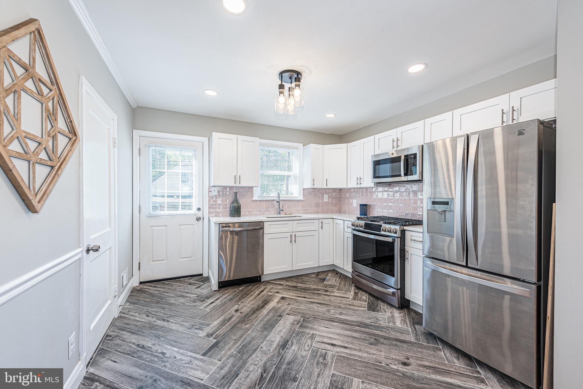 GARDENVILLE - Residential