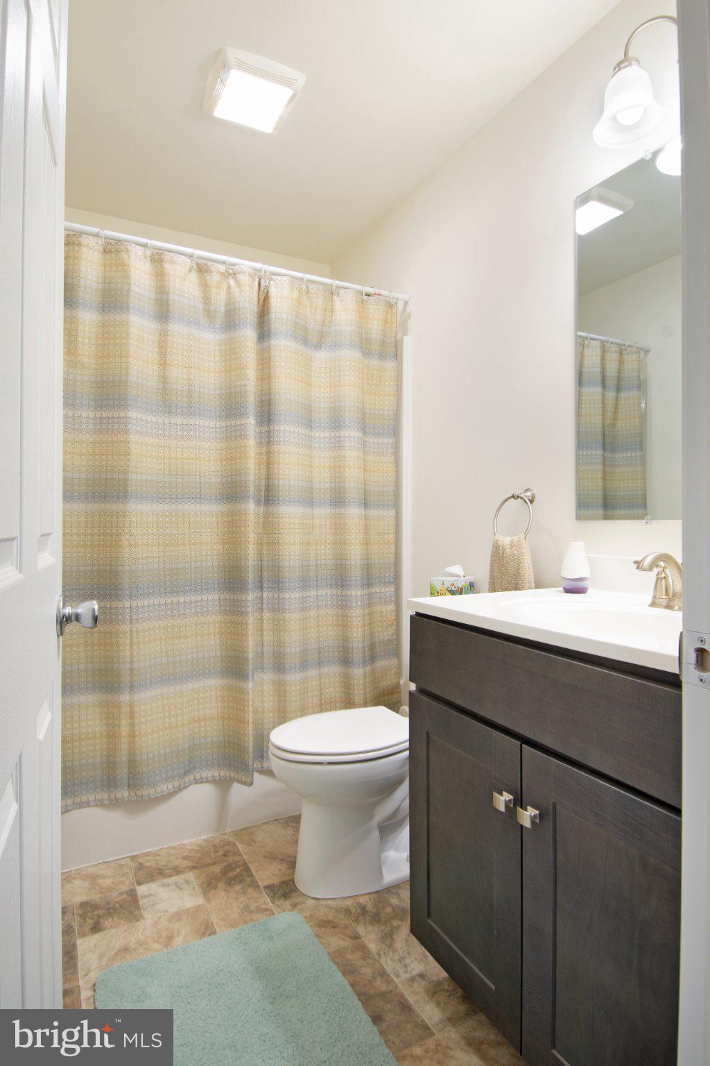 VILLAGE OF JEFFERSON CROSSROAD - Residential