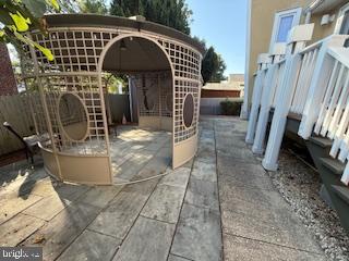 ROSEMARY KNOLLS - Residential Lease