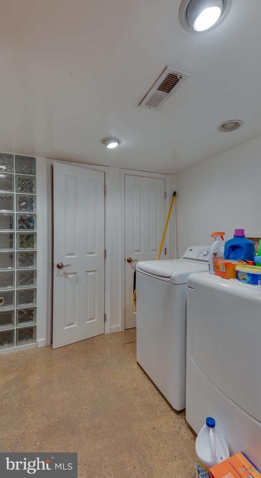 BRYAN MEADOWS - Residential