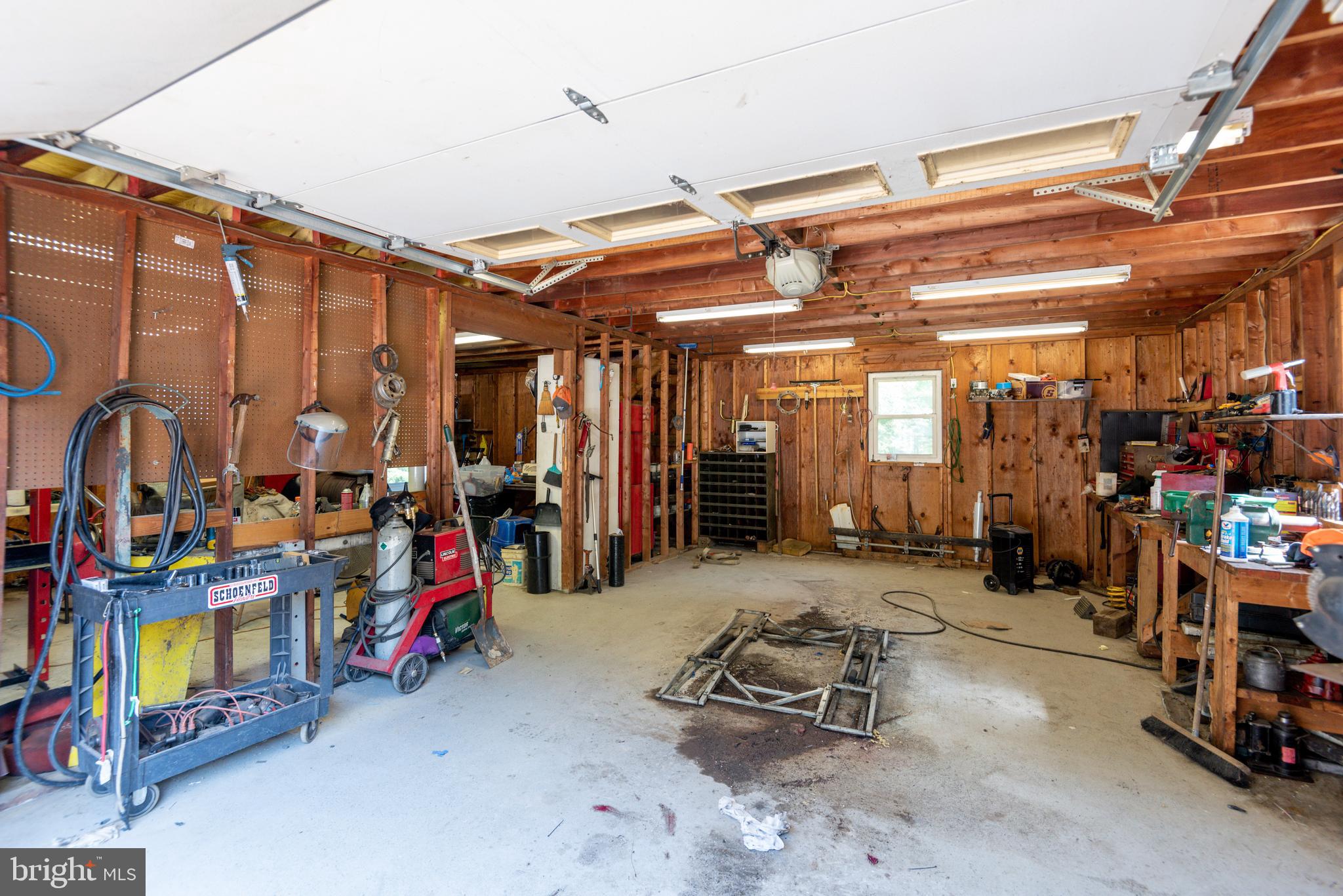 BRYAN MEADOWS - Residential