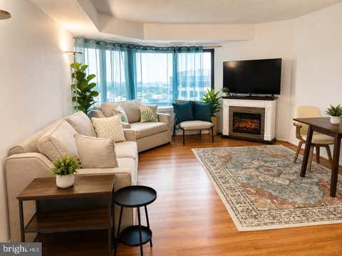 Photo of 900 N Stafford Street N #1702, ARLINGTON, VA 22203 (MLS # VAAR2078186)